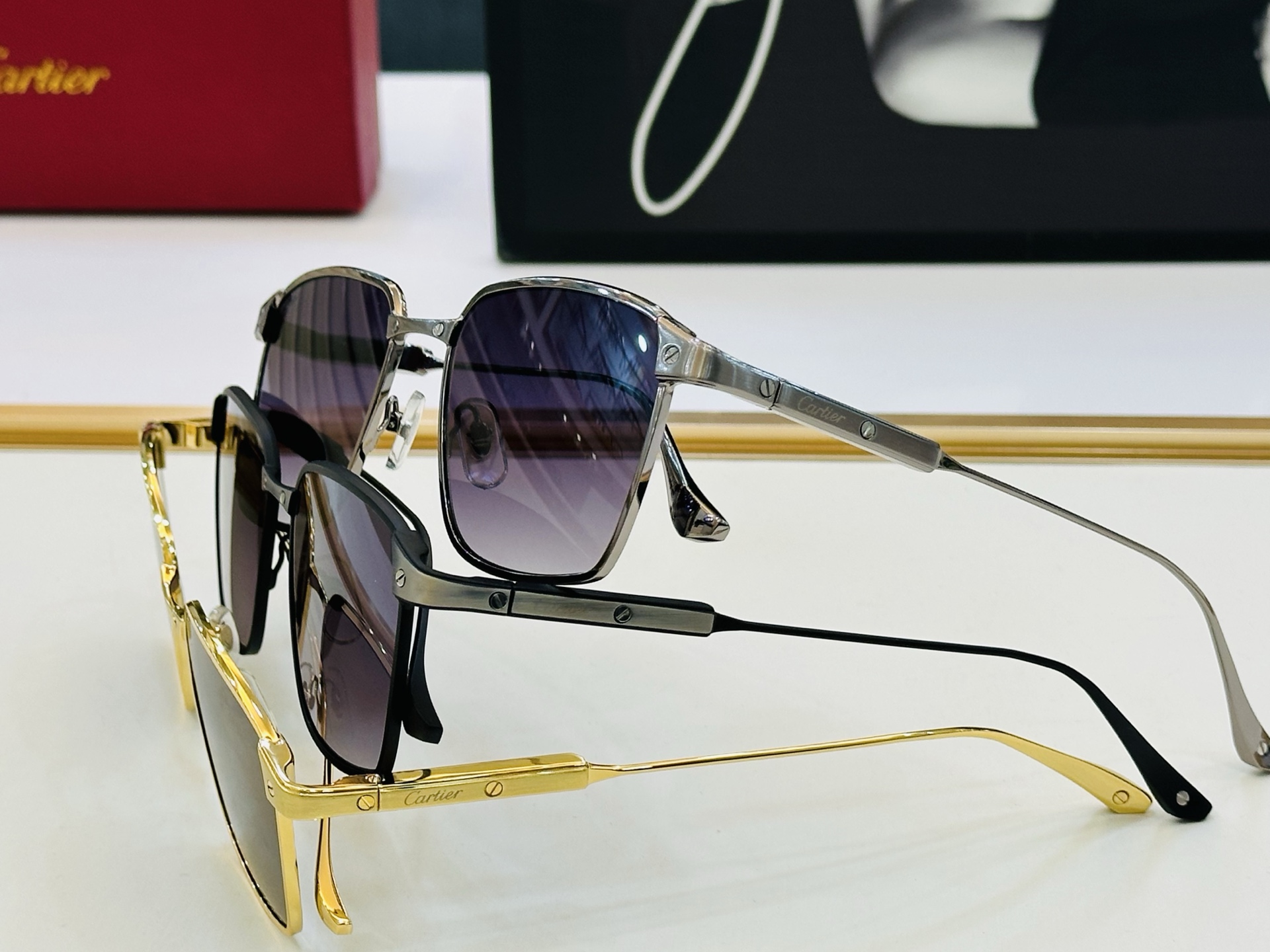 Cartie* 卡家 CT0614O 太阳镜 Size：54口19-145 工艺精湛气质十足！q男女同款