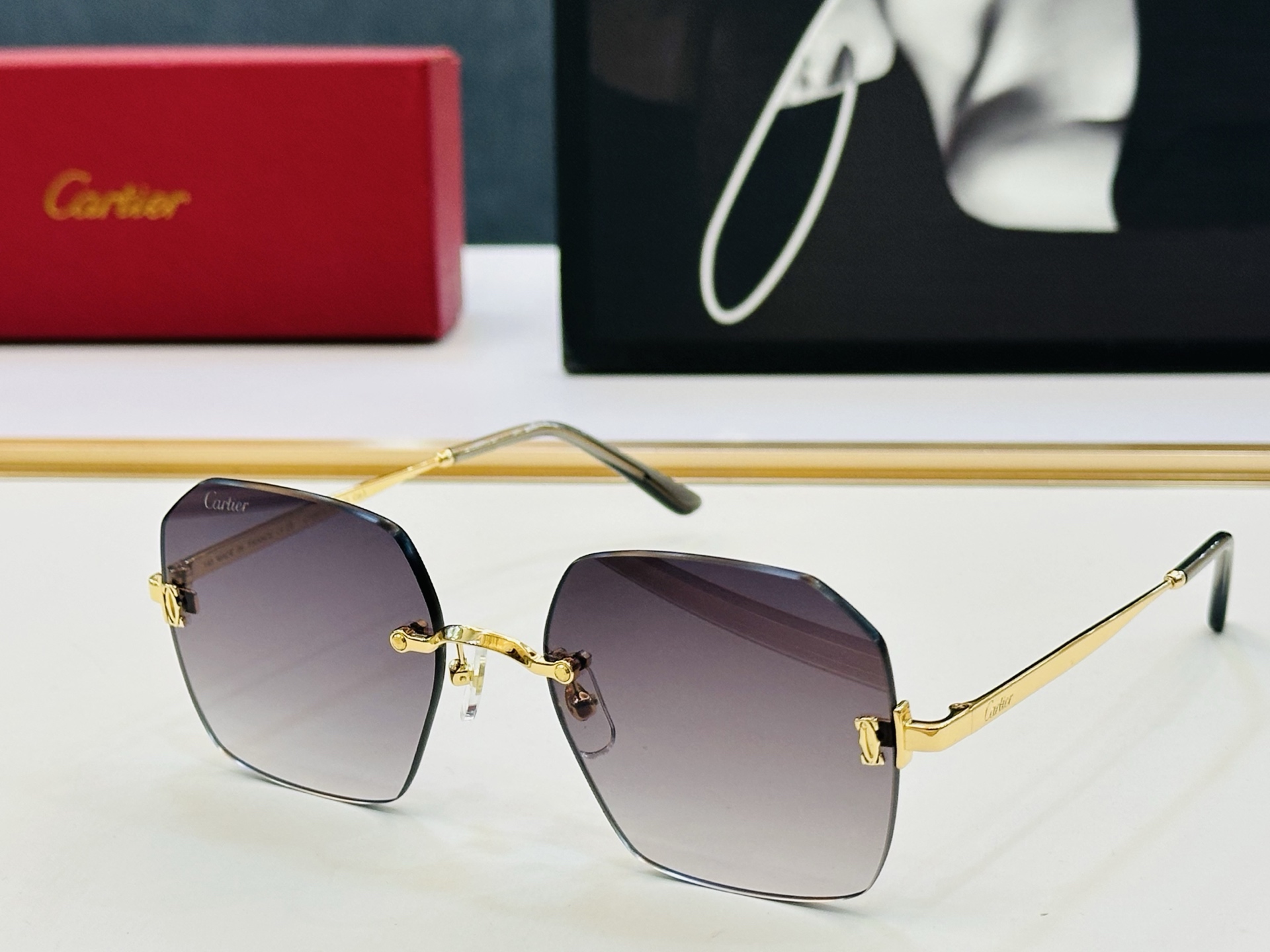 Cartie* 卡家 太阳镜 CT0591S Size：55口19-140 电镀工艺精湛气质十足！CC男