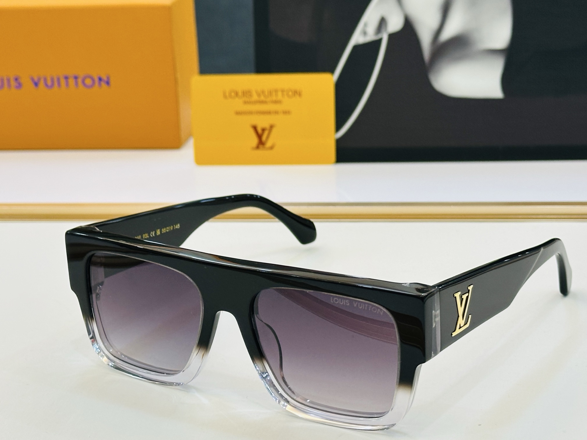 路易家 LOUIS *VUITON 原单高品质 Model: Z2125E 高端货 Size：55口19