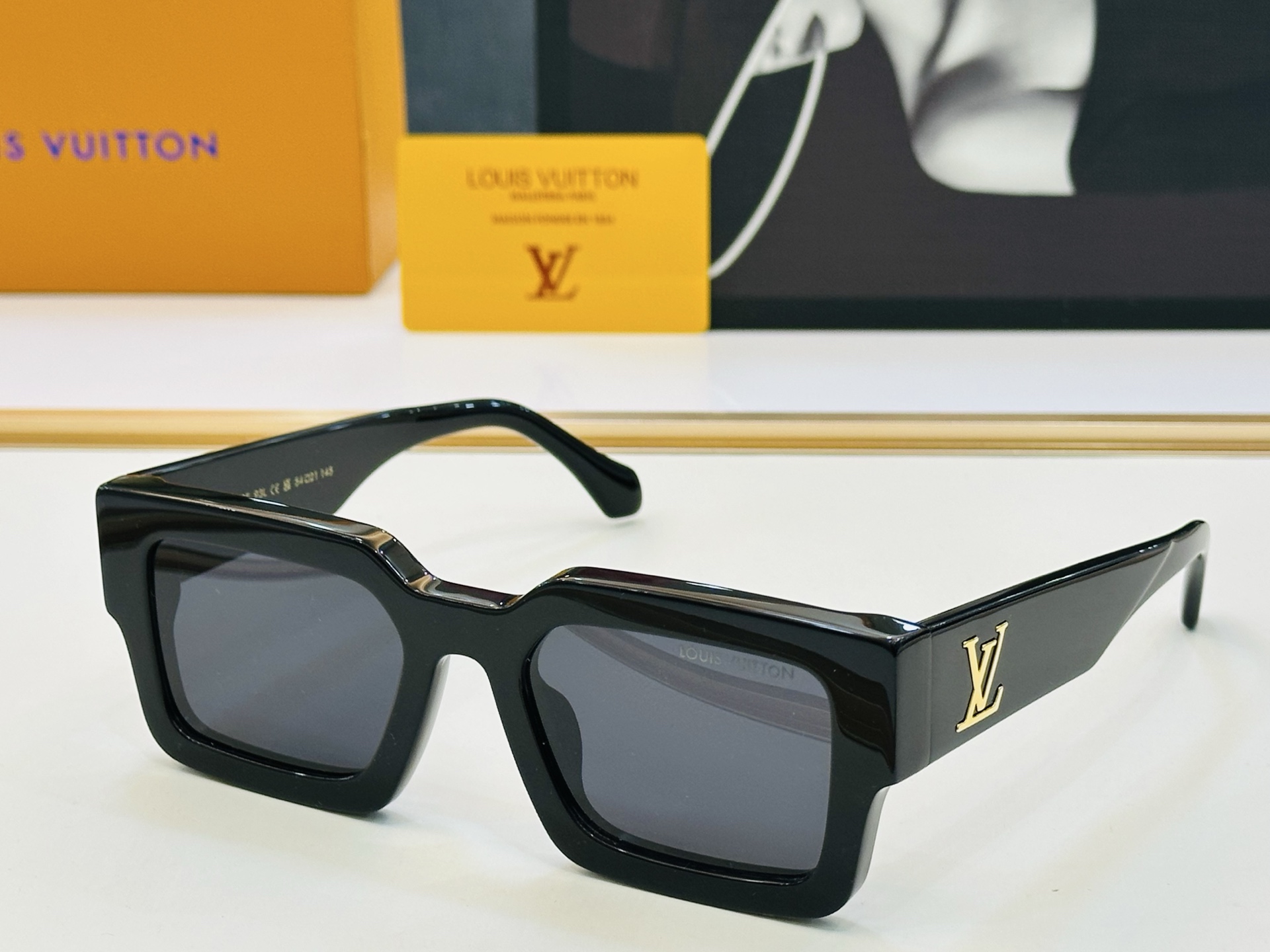 路易家 LOUIS *VUITON 原单高品质 Model: Z1579E 高端货 Size：54口21