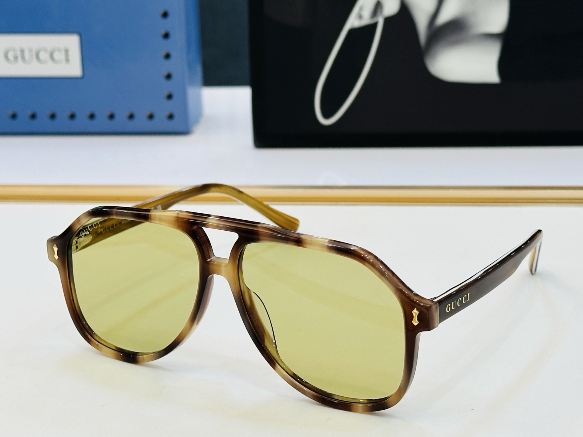 🔺GUCC*🔻 古家GG1042S Size：58口14-145 女士款 原版墨镜搭配镜框🔝🔝时尚靓丽 