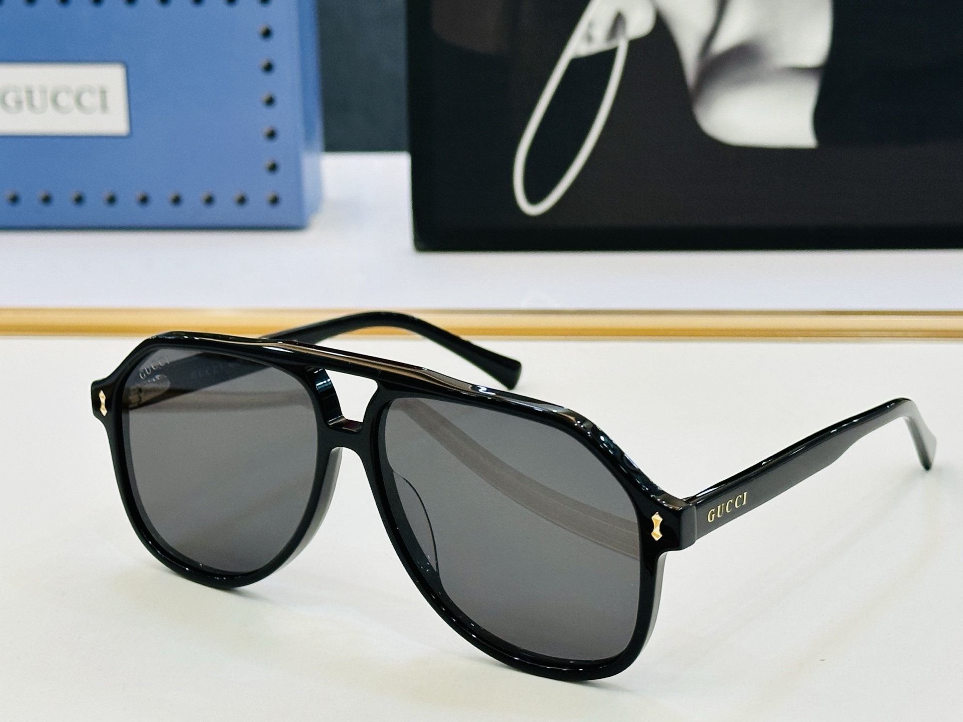 🔺GUCC*🔻 古家GG1042S Size：58口14-145 女士款 原版墨镜搭配镜框🔝🔝时尚靓丽 