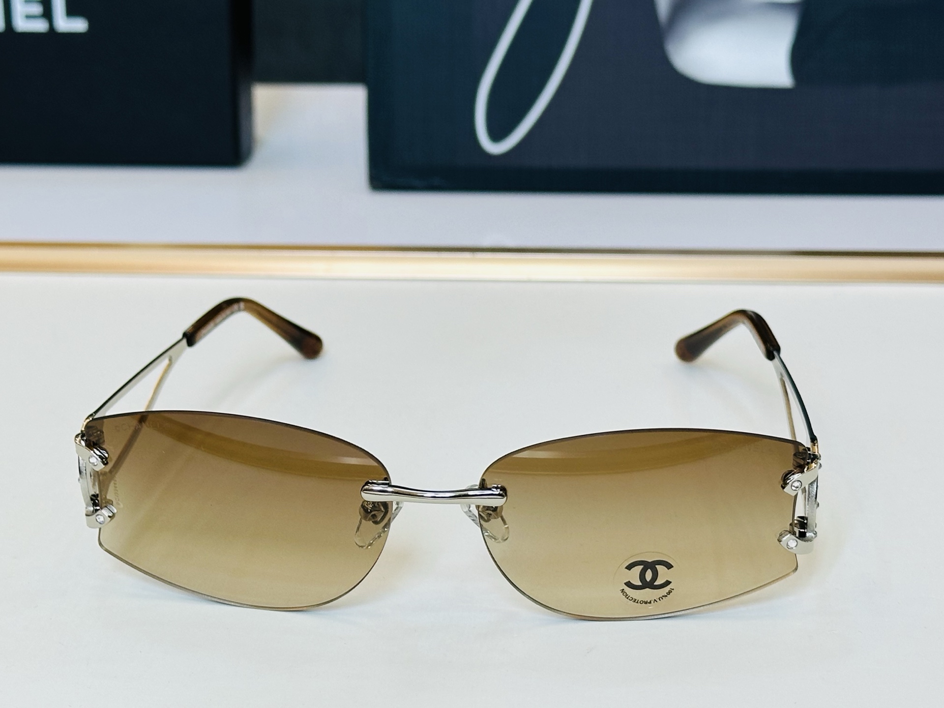 CHANE*香家 CH4087 SIZE：60口16-135 潮流爆款 太阳镜 😍😍高品质 F网红潮款墨