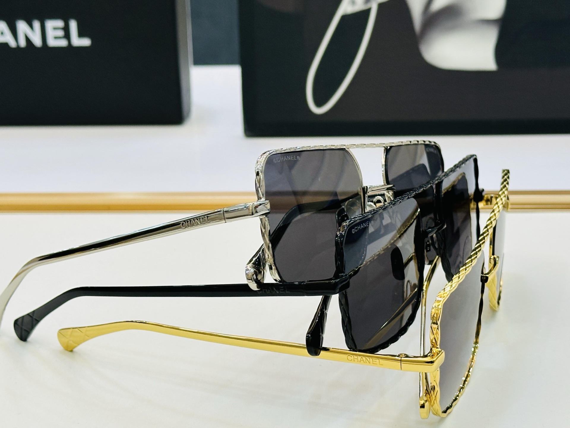 CHANE*香家 CH4294 SIZE：55口17-145 潮流爆款 太阳镜 😍😍高品质 一潮款墨镜🍻