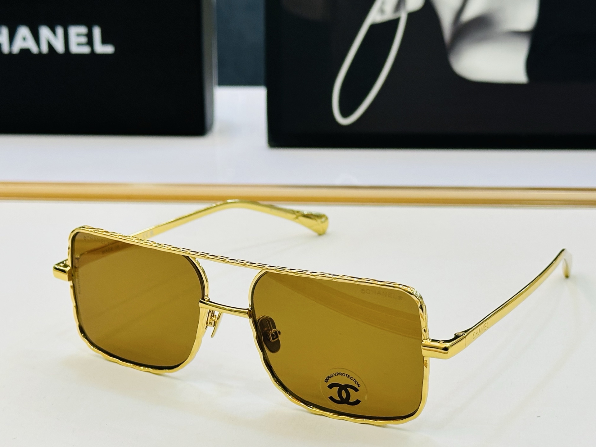 CHANE*香家 CH4294 SIZE：55口17-145 潮流爆款 太阳镜 😍😍高品质 一潮款墨镜🍻