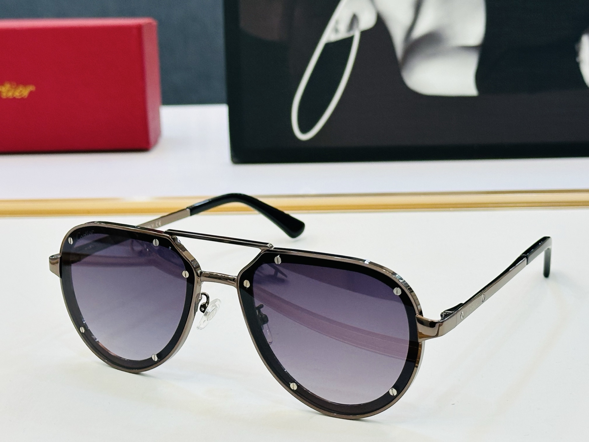 Cartier 卡家 MODEL: CT0195S Size：60口17-145 经典太阳眼镜 C开车墨