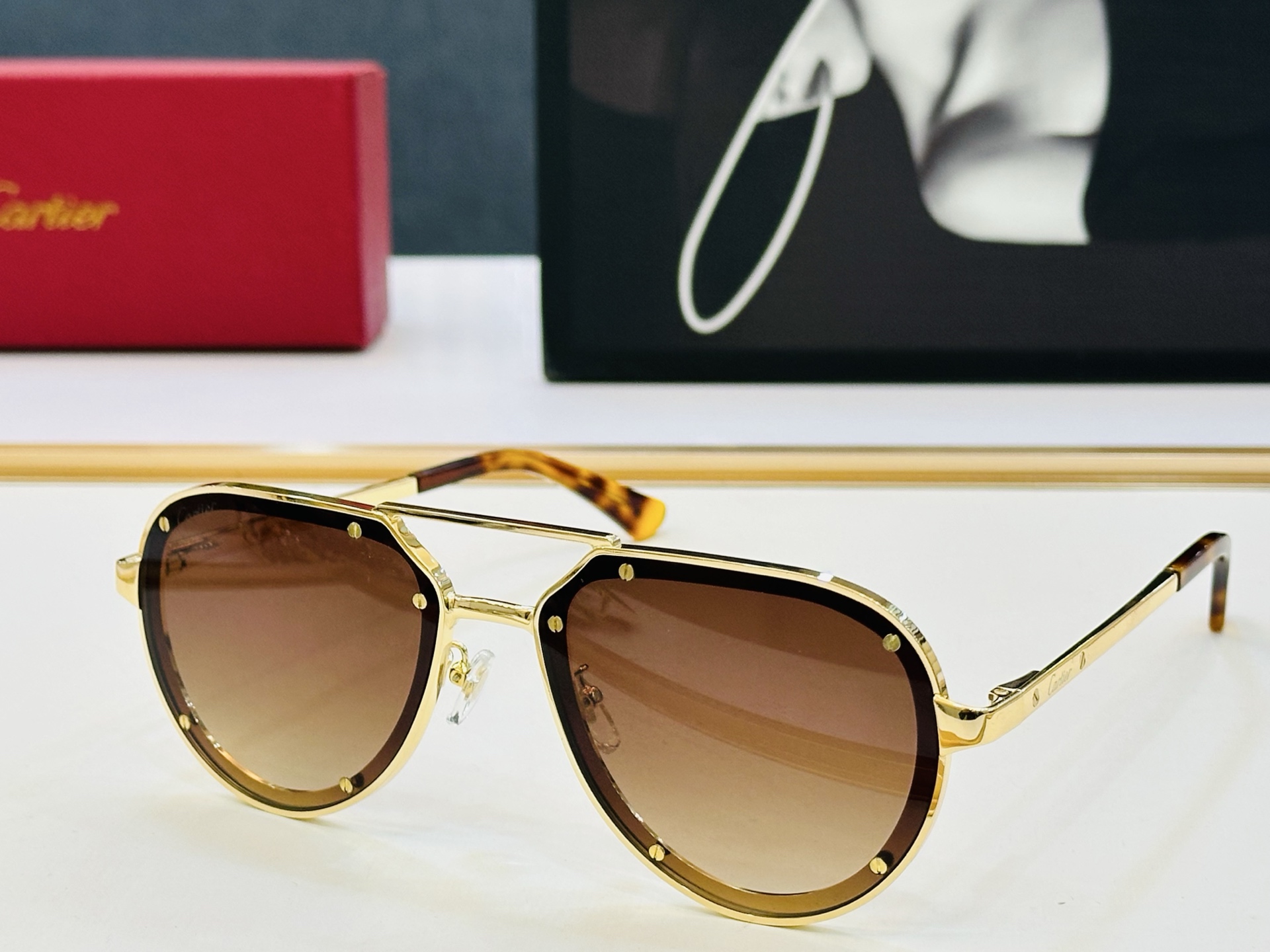 Cartier 卡家 MODEL: CT0195S Size：60口17-145 经典太阳眼镜 C开车墨