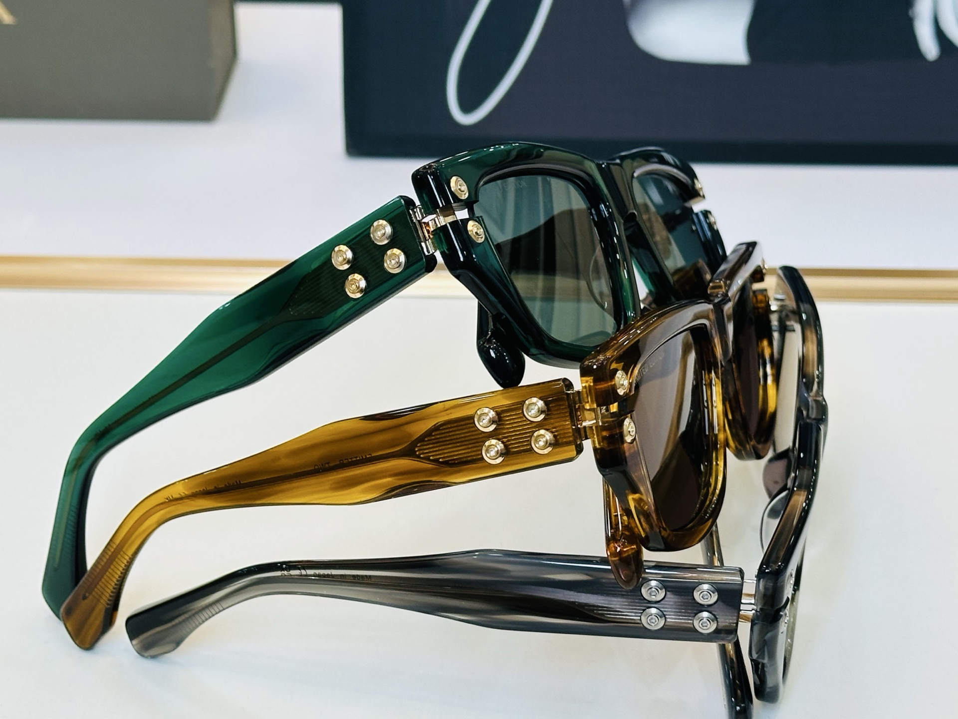 官网款 DlT* 迪塔 DTS445 Size：54口18-145 意大利最新原单货 [得意][得意]男