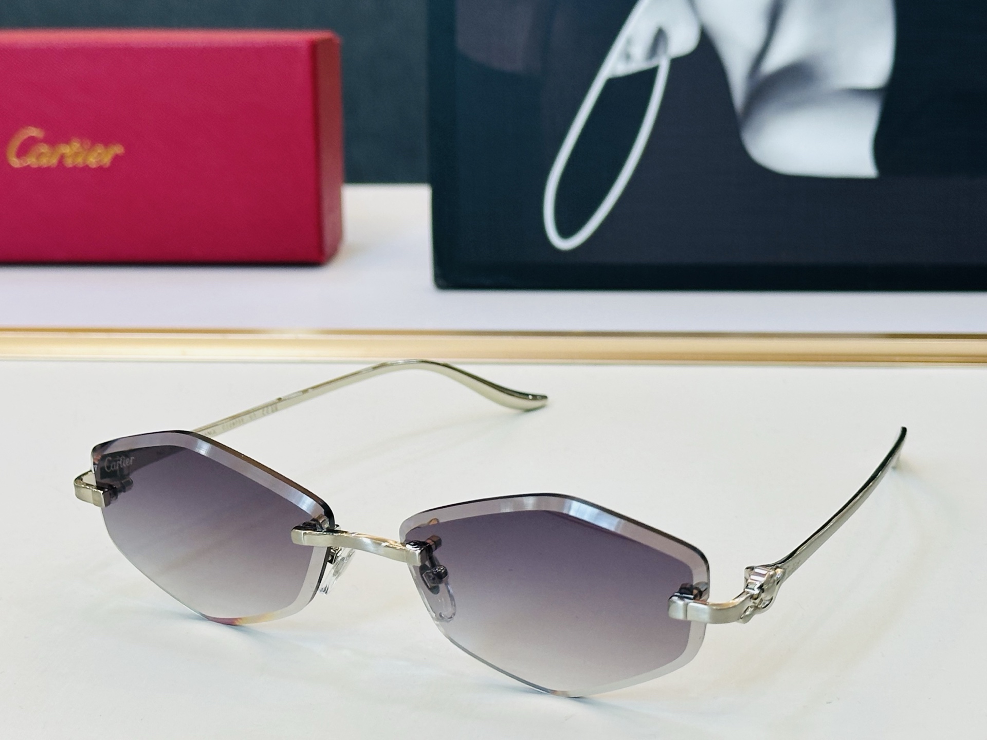 🆕 原版Cartie* 卡家 官网经典款 太阳镜 CT0923S Size：59口15-142 电镀工艺