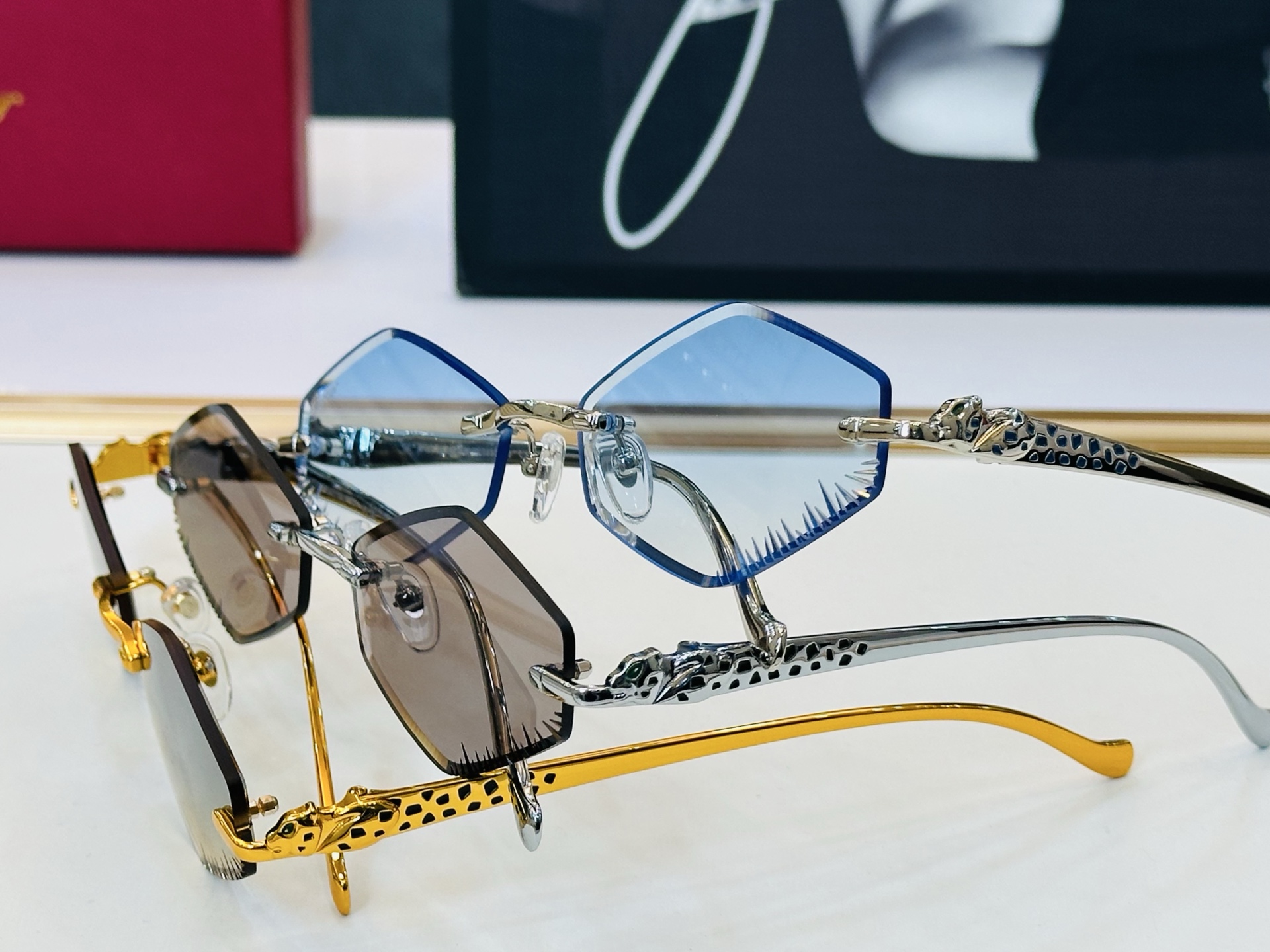 🆕 原版Cartie* 卡家 官网经典款 太阳镜 CT0917S Size：56口17-135 电镀工艺