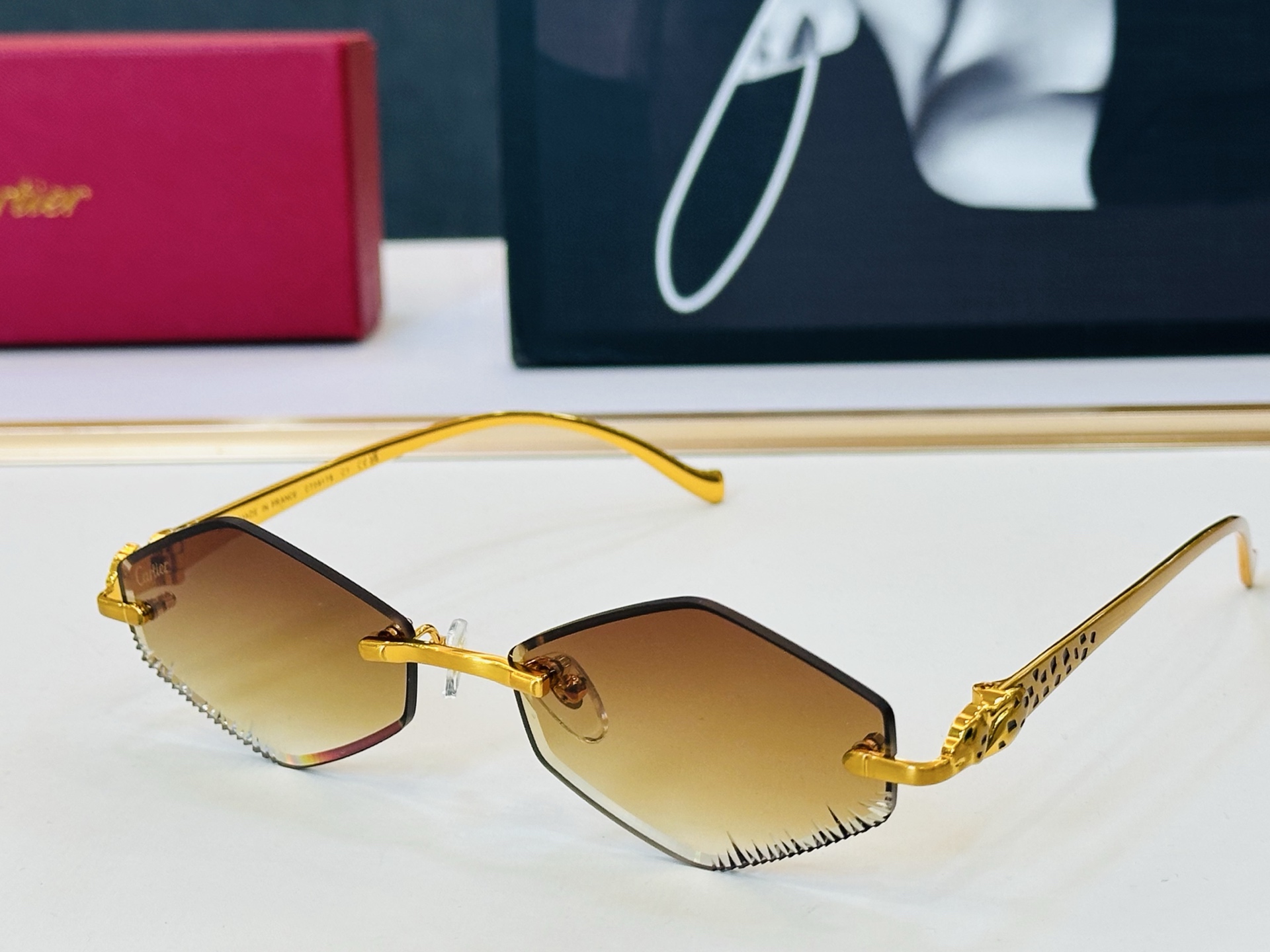 🆕 原版Cartie* 卡家 官网经典款 太阳镜 CT0917S Size：56口17-135 电镀工艺