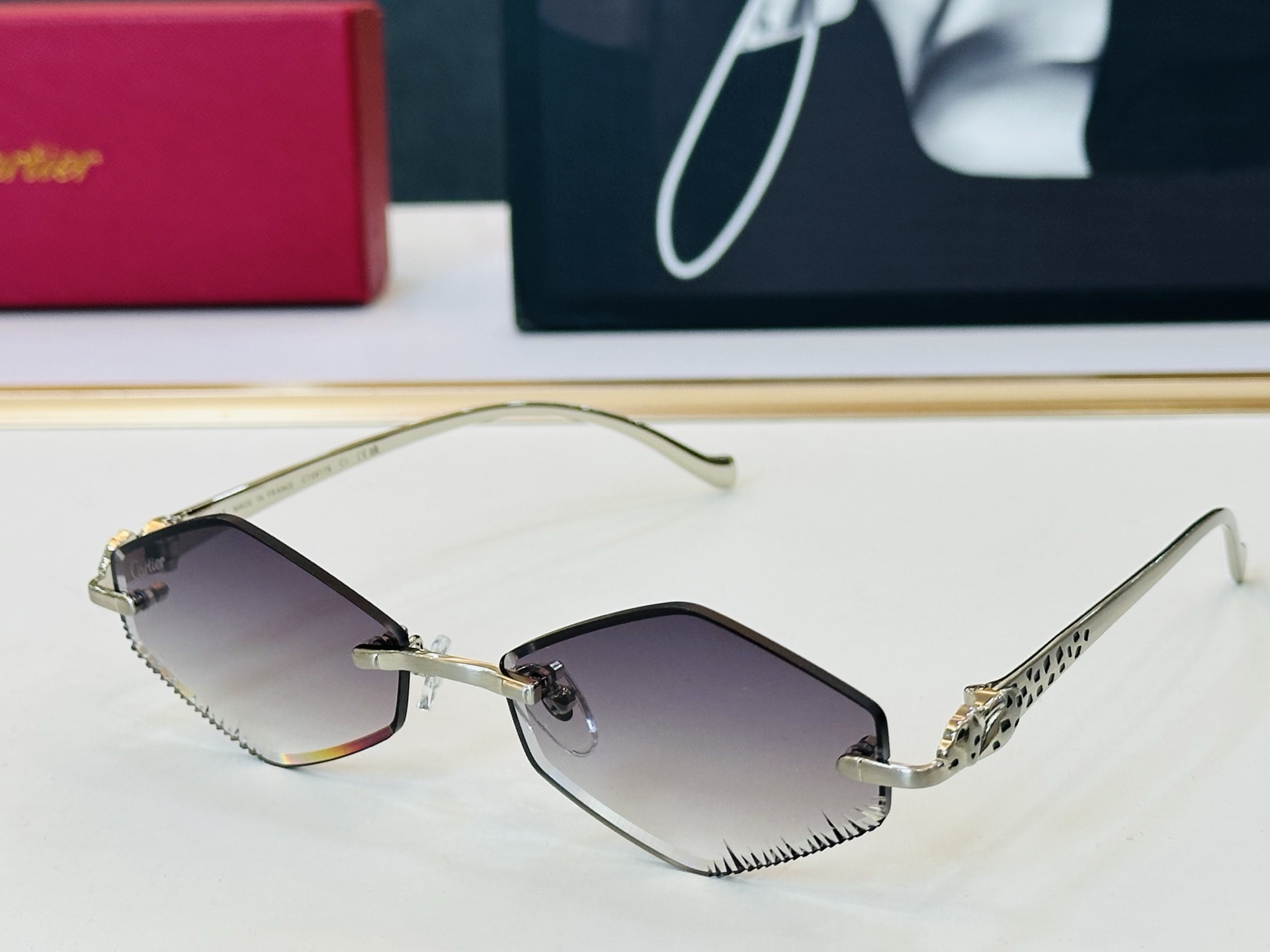 🆕 原版Cartie* 卡家 官网经典款 太阳镜 CT0917S Size：56口17-135 电镀工艺