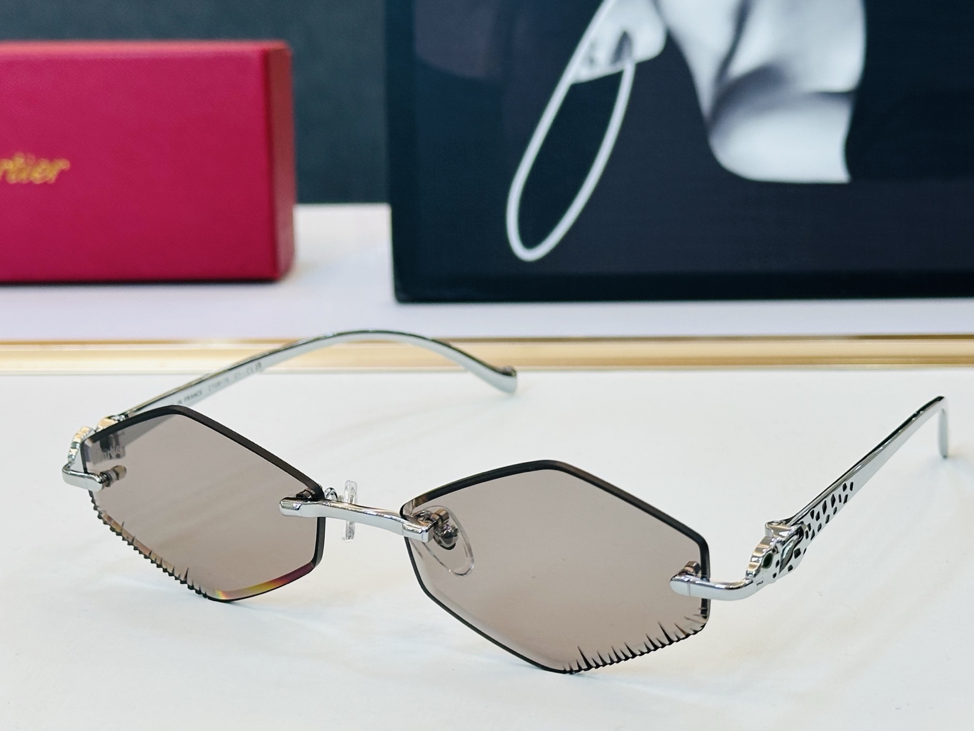 🆕 原版Cartie* 卡家 官网经典款 太阳镜 CT0917S Size：56口17-135 电镀工艺