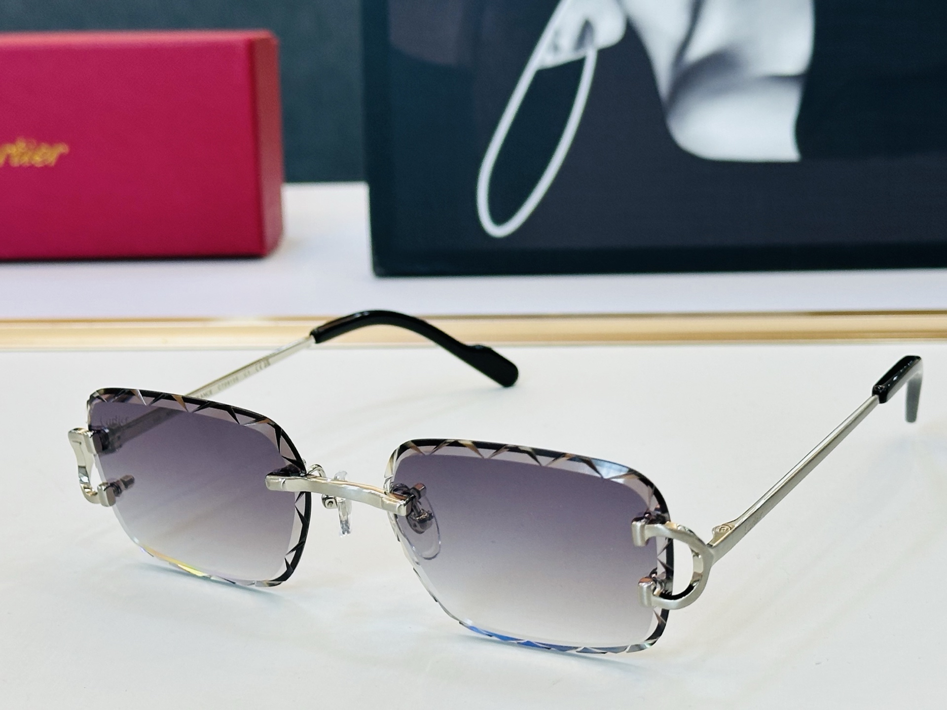 🆕 原版Cartie* 卡家 官网经典款 太阳镜 CT0910S Size：56口17-140 电镀工艺