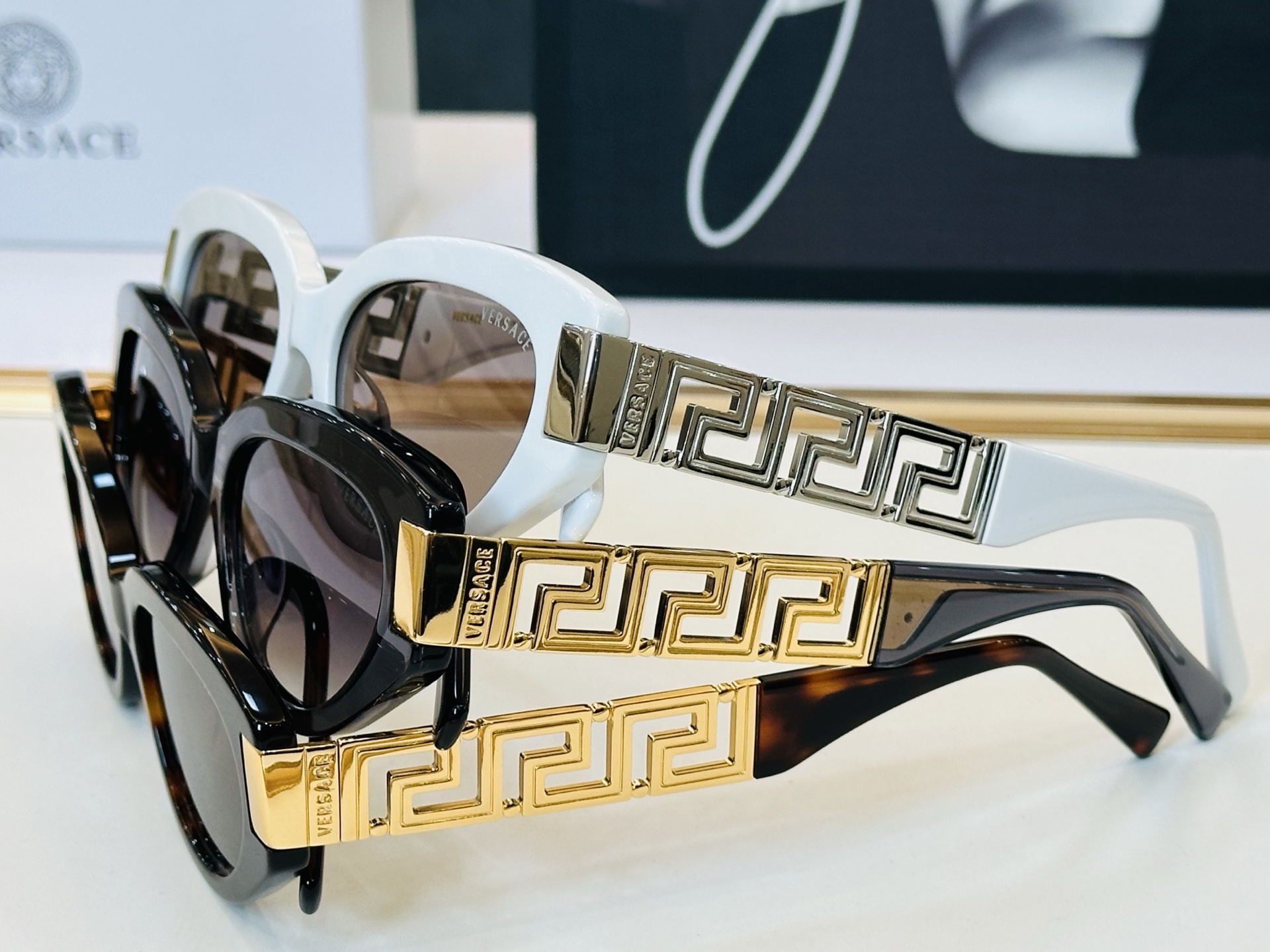 市面最高版本 范思家 VE4501 👍 Size ：54口18-147 😎真心美的让人非常非常心动 bm