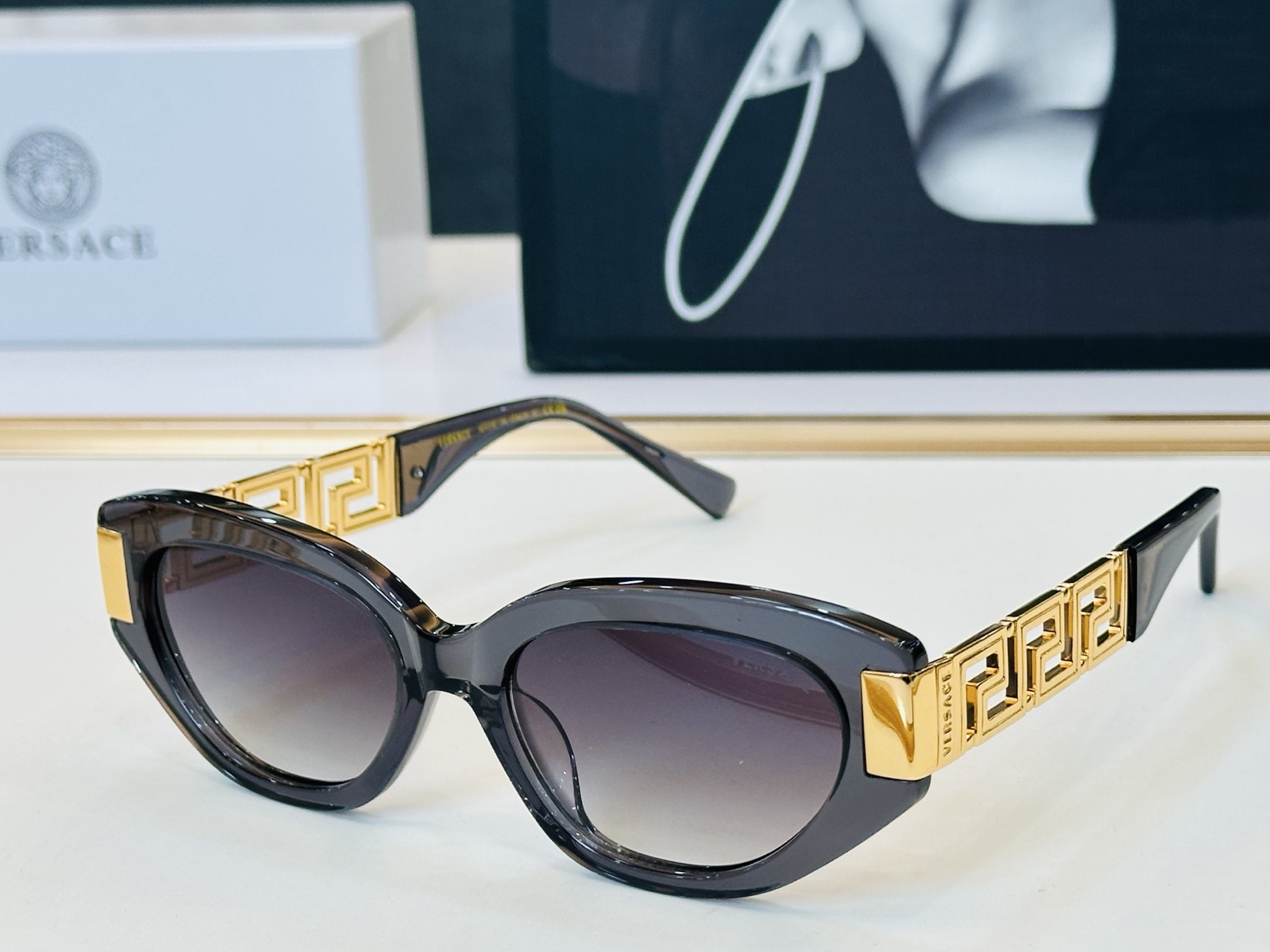 市面最高版本 范思家 VE4501 👍 Size ：54口18-147 😎真心美的让人非常非常心动 bm