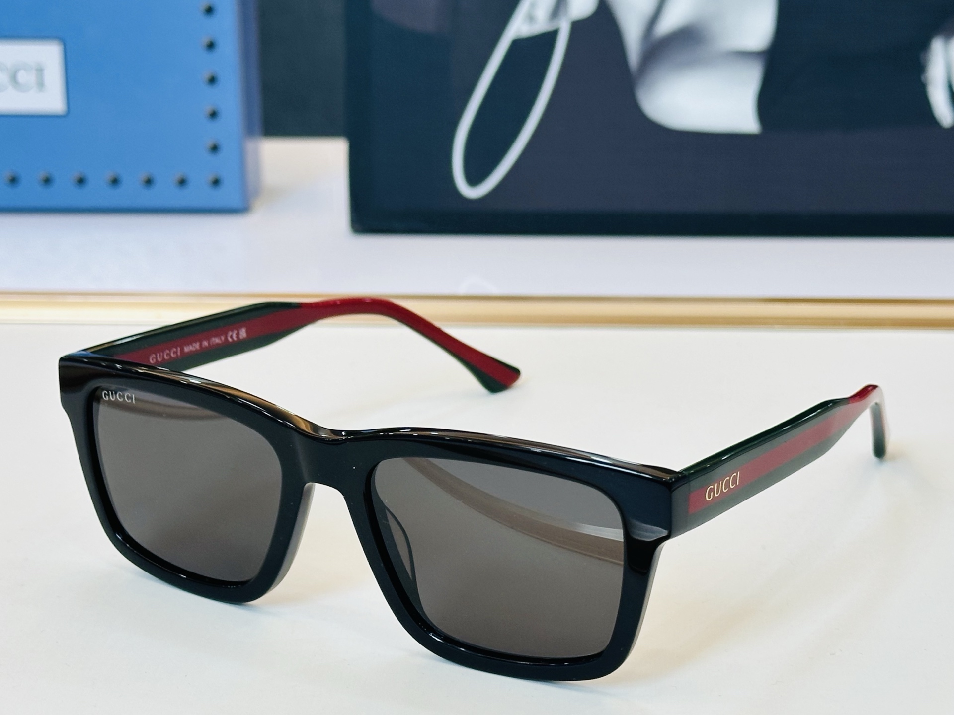 GUCC* 古家 GG1869S 🐝🐝系列 Size：53口19-145 🍁🍁 L超绝品质 。