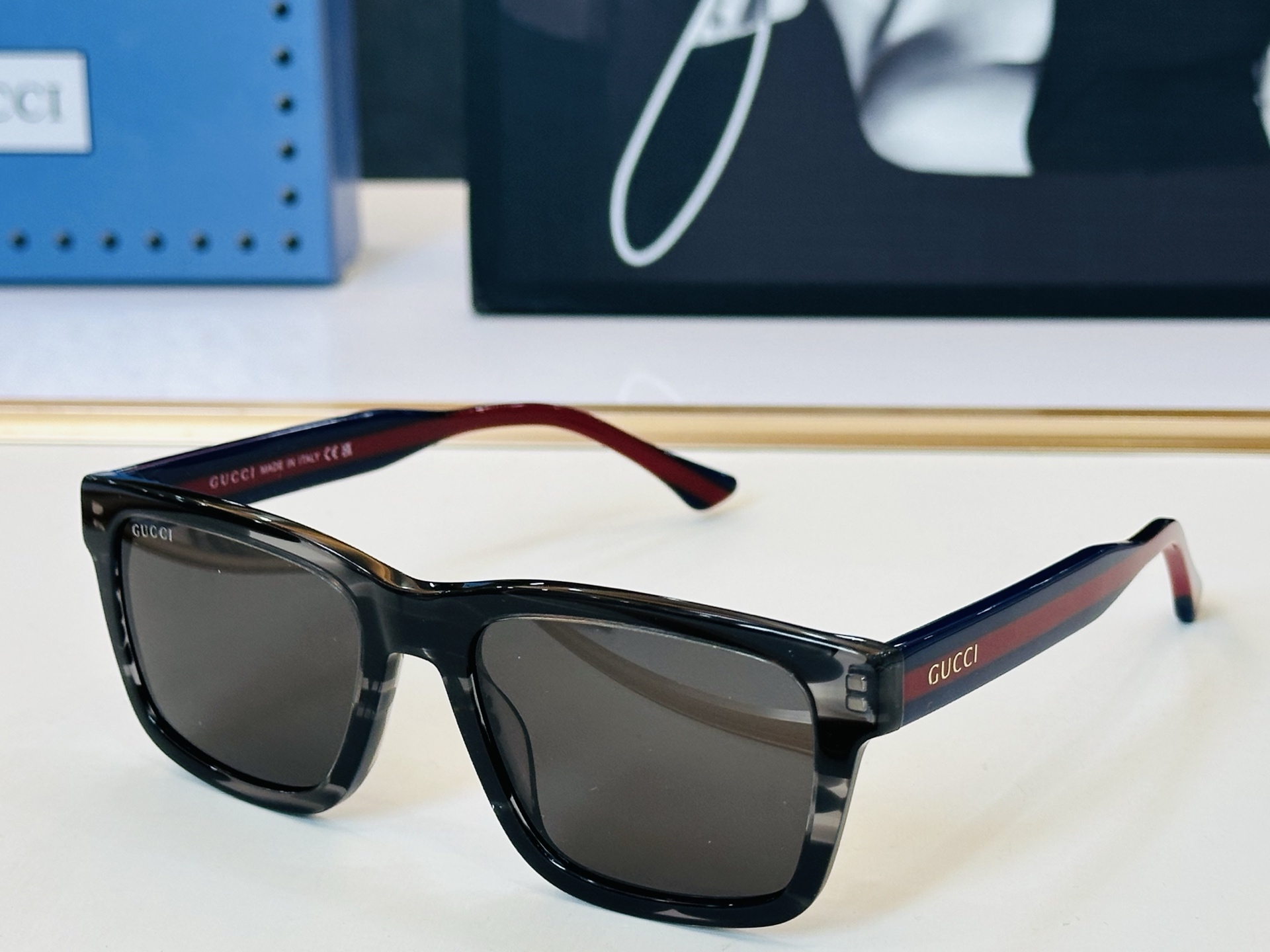 GUCC* 古家 GG1869S 🐝🐝系列 Size：53口19-145 🍁🍁 L超绝品质 。