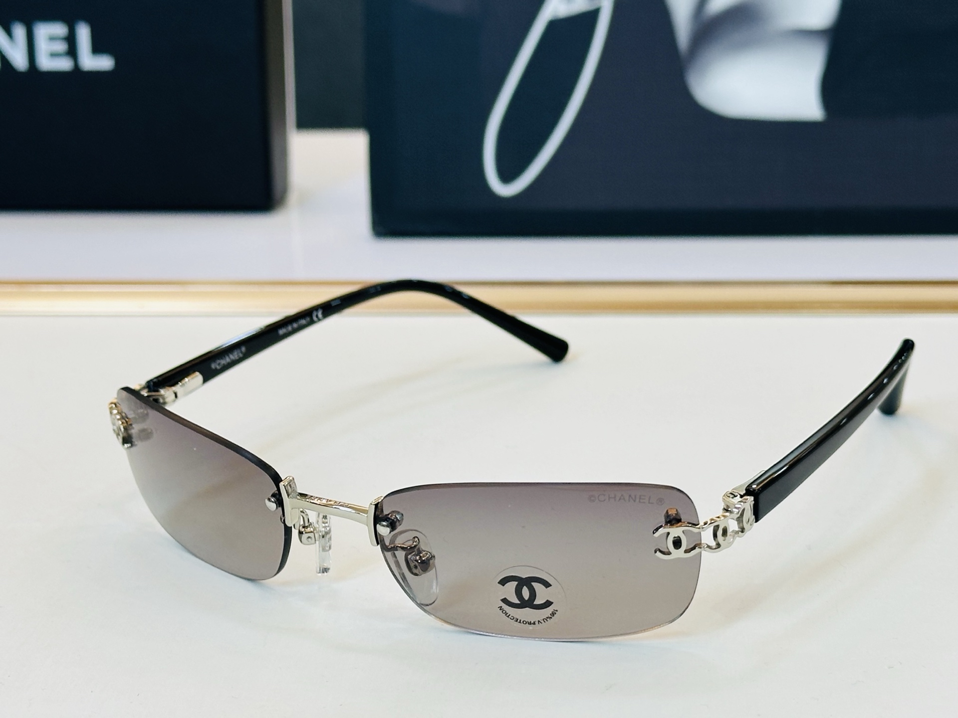 CHANE*香家 CH2026 SIZE：54口19-130 潮流爆款 太阳镜 😍😍高品质 F网红潮款墨