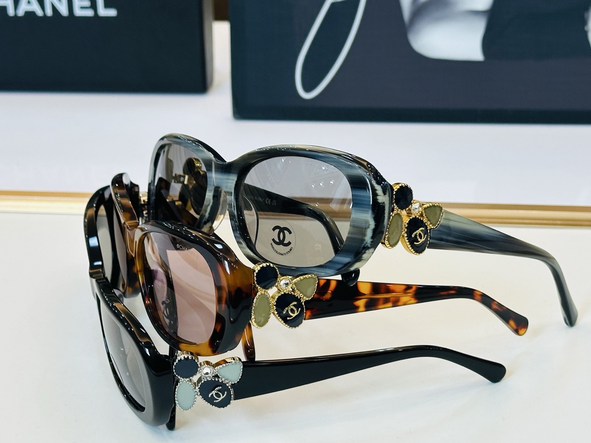 CHANE*香家 CH5181 SIZE：56口16-132 潮流爆款 太阳镜 😍😍高品质 F网红潮款墨