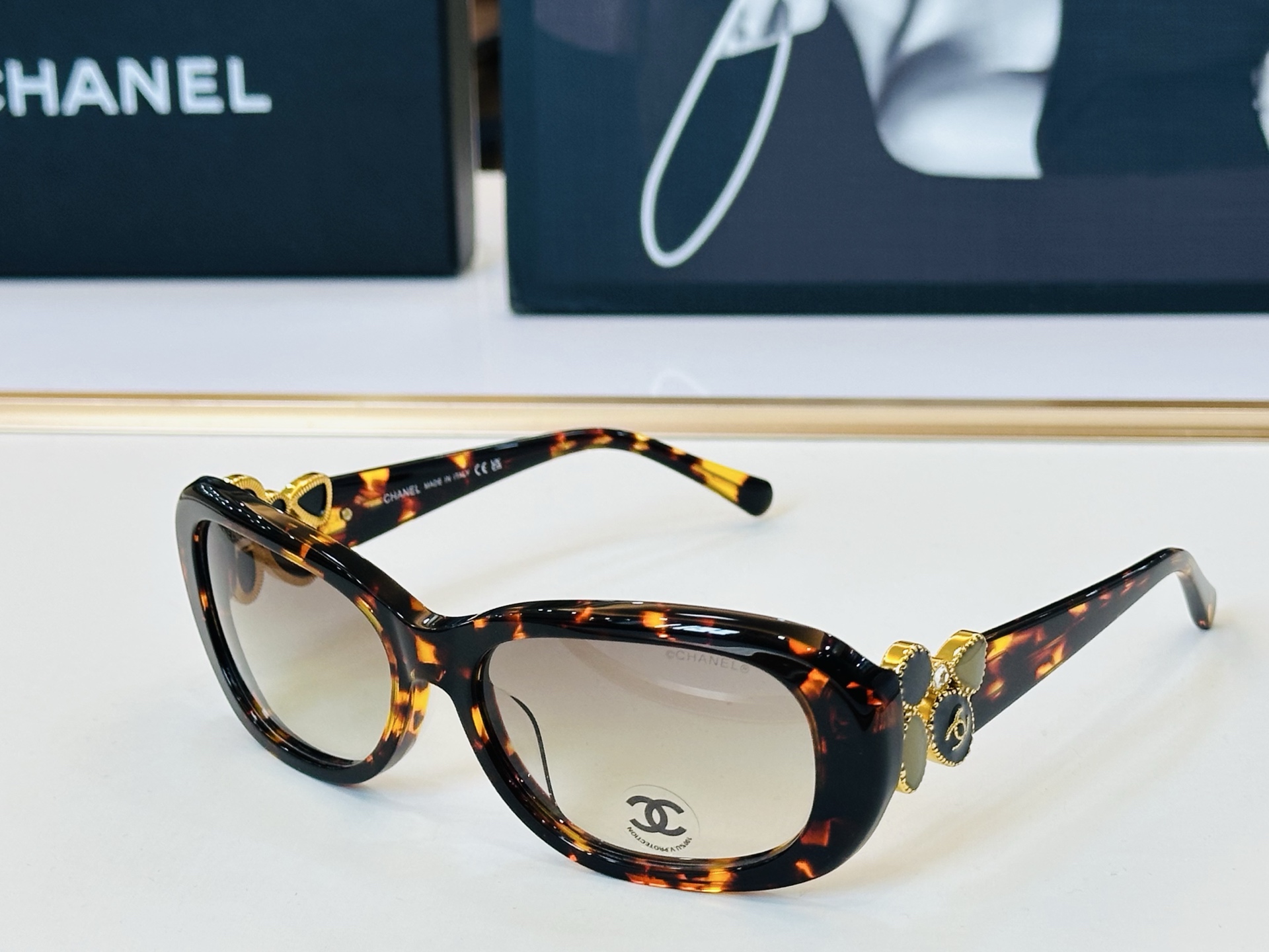 CHANE*香家 CH5181 SIZE：56口16-132 潮流爆款 太阳镜 😍😍高品质 F网红潮款墨