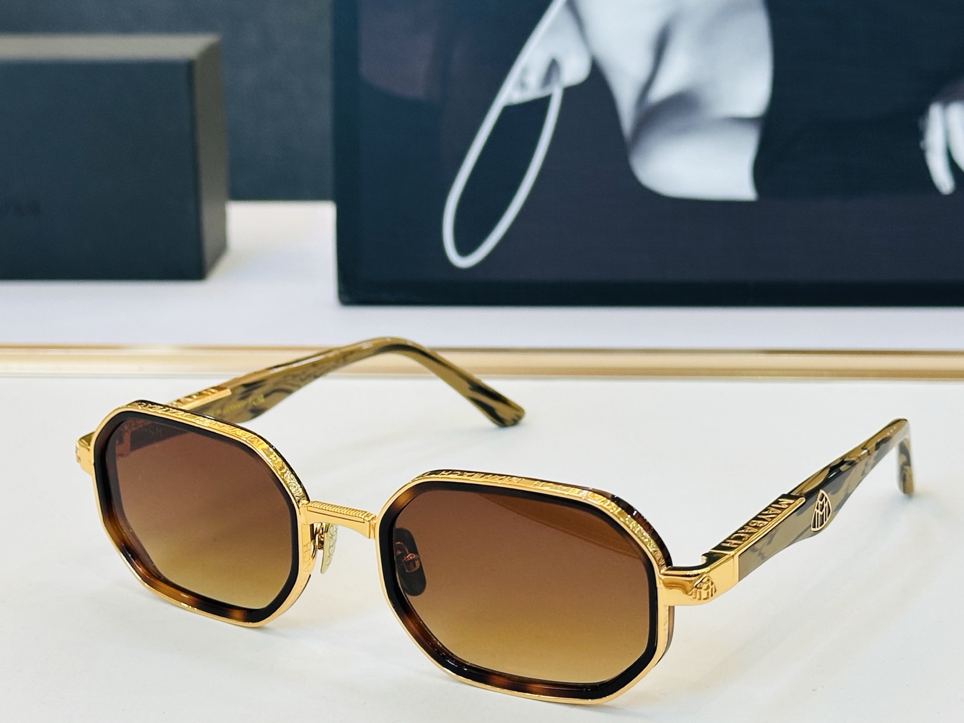 高品质 迈巴赫 🎉🎉做工精美💕💕MAYBAC*H Z178 Size：54口22-143 质感十足 b👍