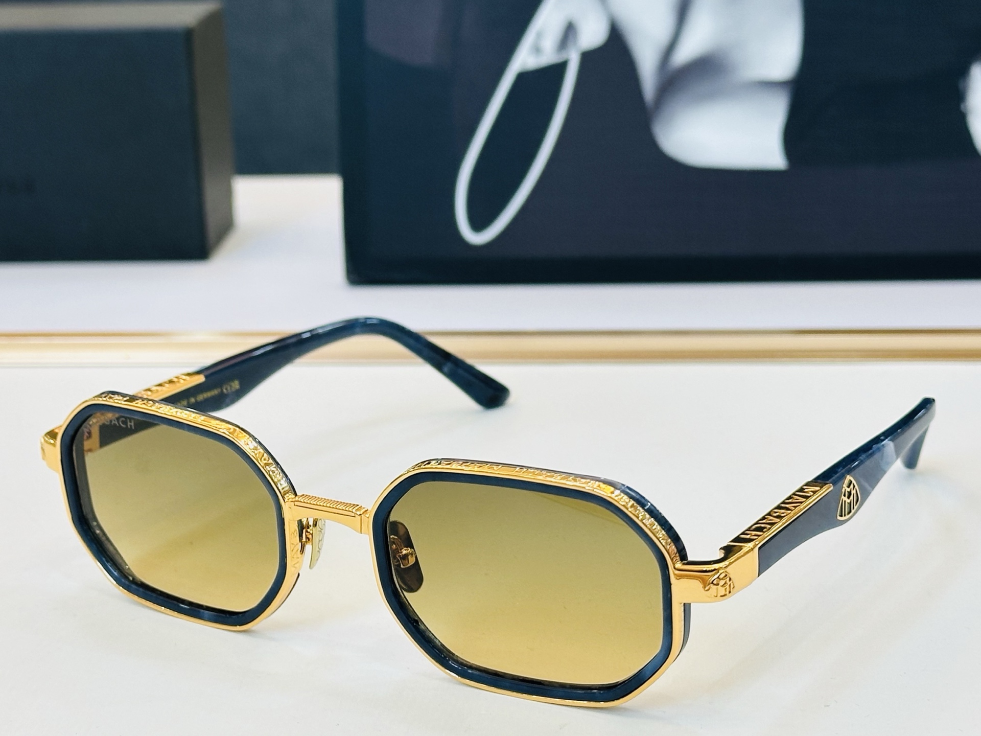 高品质 迈巴赫 🎉🎉做工精美💕💕MAYBAC*H Z178 Size：54口22-143 质感十足 b👍