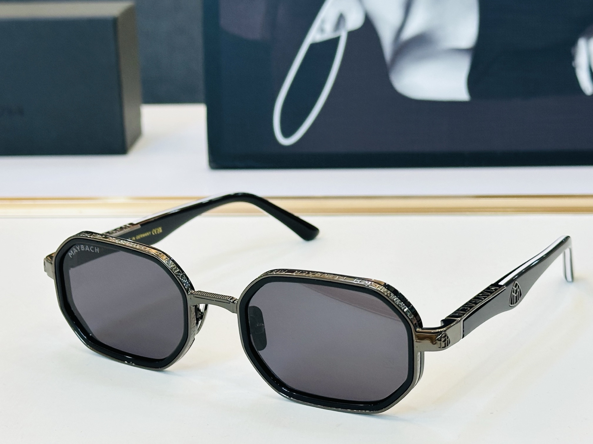 高品质 迈巴赫 🎉🎉做工精美💕💕MAYBAC*H Z178 Size：54口22-143 质感十足 b👍