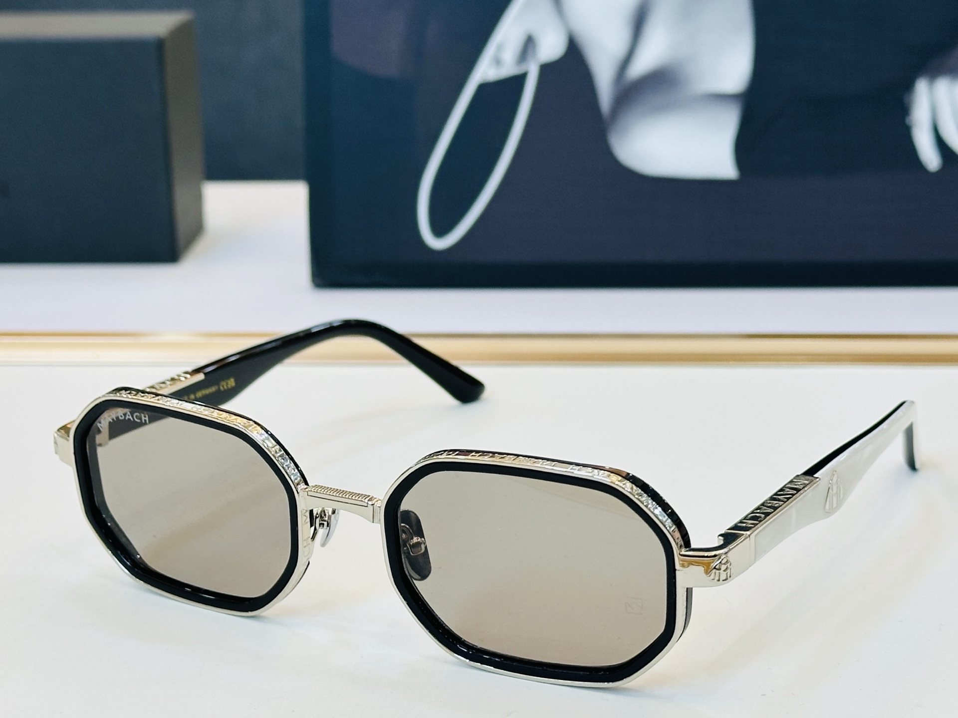 高品质 迈巴赫 🎉🎉做工精美💕💕MAYBAC*H Z178 Size：54口22-143 质感十足 b👍