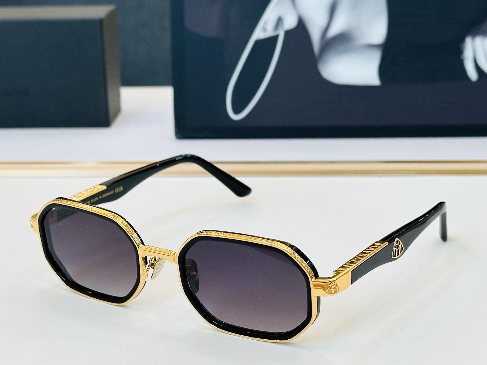 高品质 迈巴赫 🎉🎉做工精美💕💕MAYBAC*H Z178 Size：54口22-143 质感十足 b👍