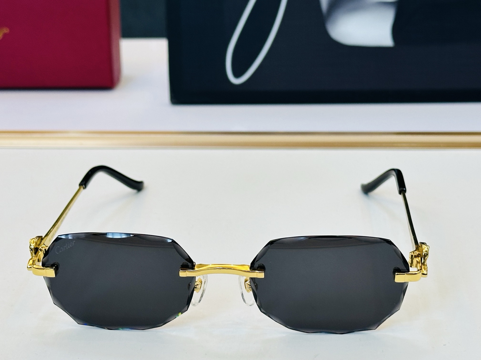 Cartie* 卡家 太阳镜 CT0679S Size：56口19-145 电镀工艺精湛气质十足！C男女