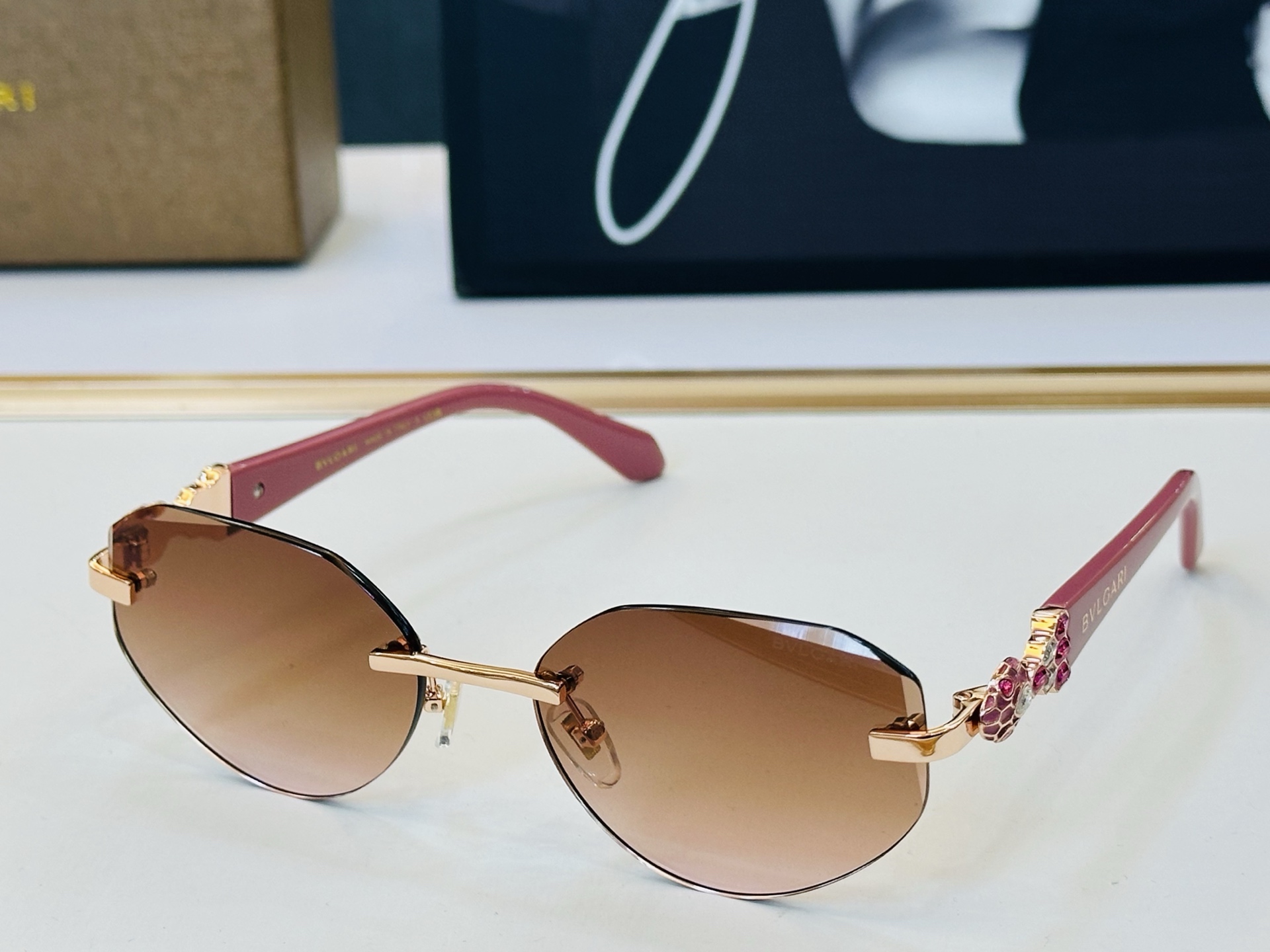 🆕款 官网同售 宝格家 BV1806LU 👍 Size ：57口18-145 绝对要买😎品质非常完美 b