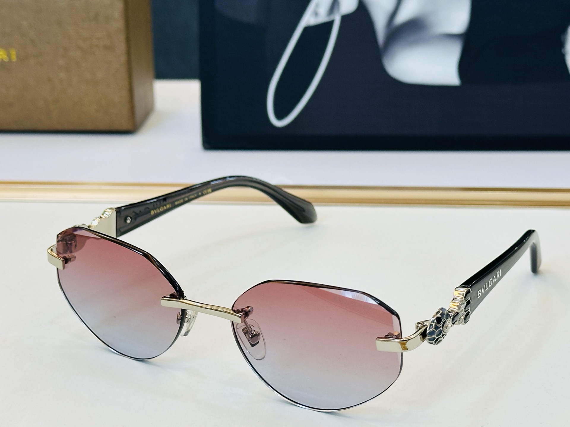 🆕款 官网同售 宝格家 BV1806LU 👍 Size ：57口18-145 绝对要买😎品质非常完美 b