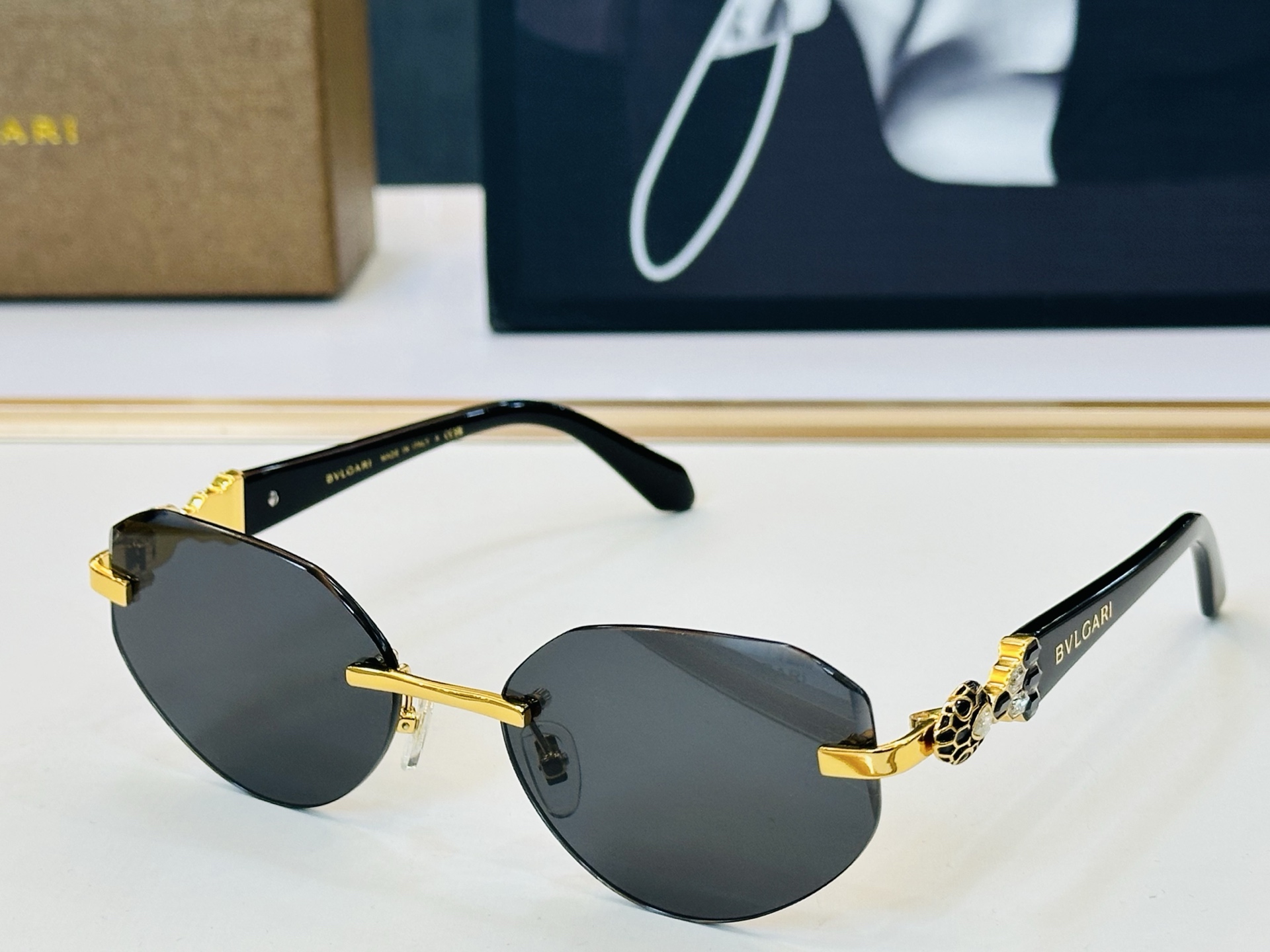 🆕款 官网同售 宝格家 BV1806LU 👍 Size ：57口18-145 绝对要买😎品质非常完美 b