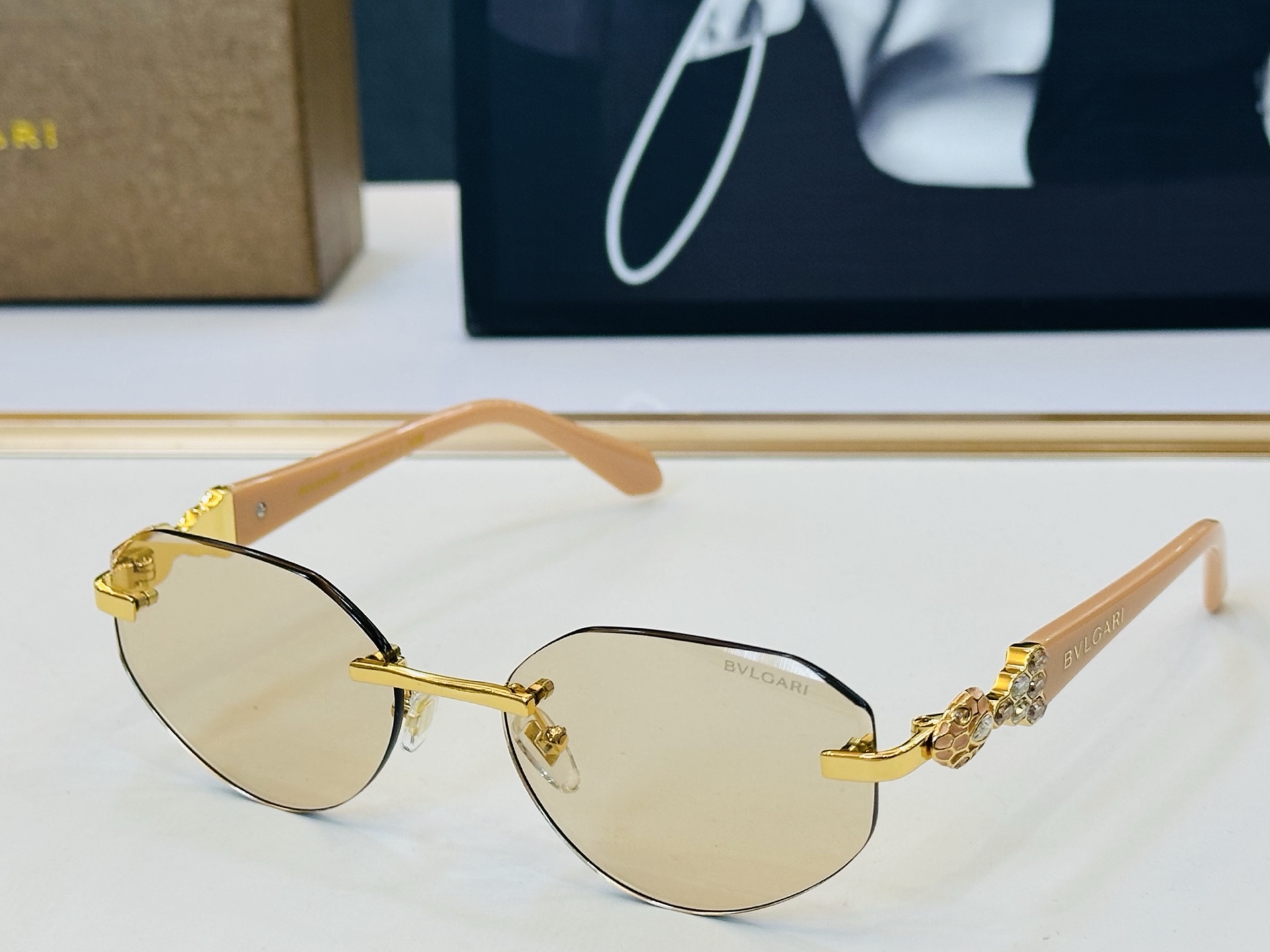 🆕款 官网同售 宝格家 BV1806LU 👍 Size ：57口18-145 绝对要买😎品质非常完美 b