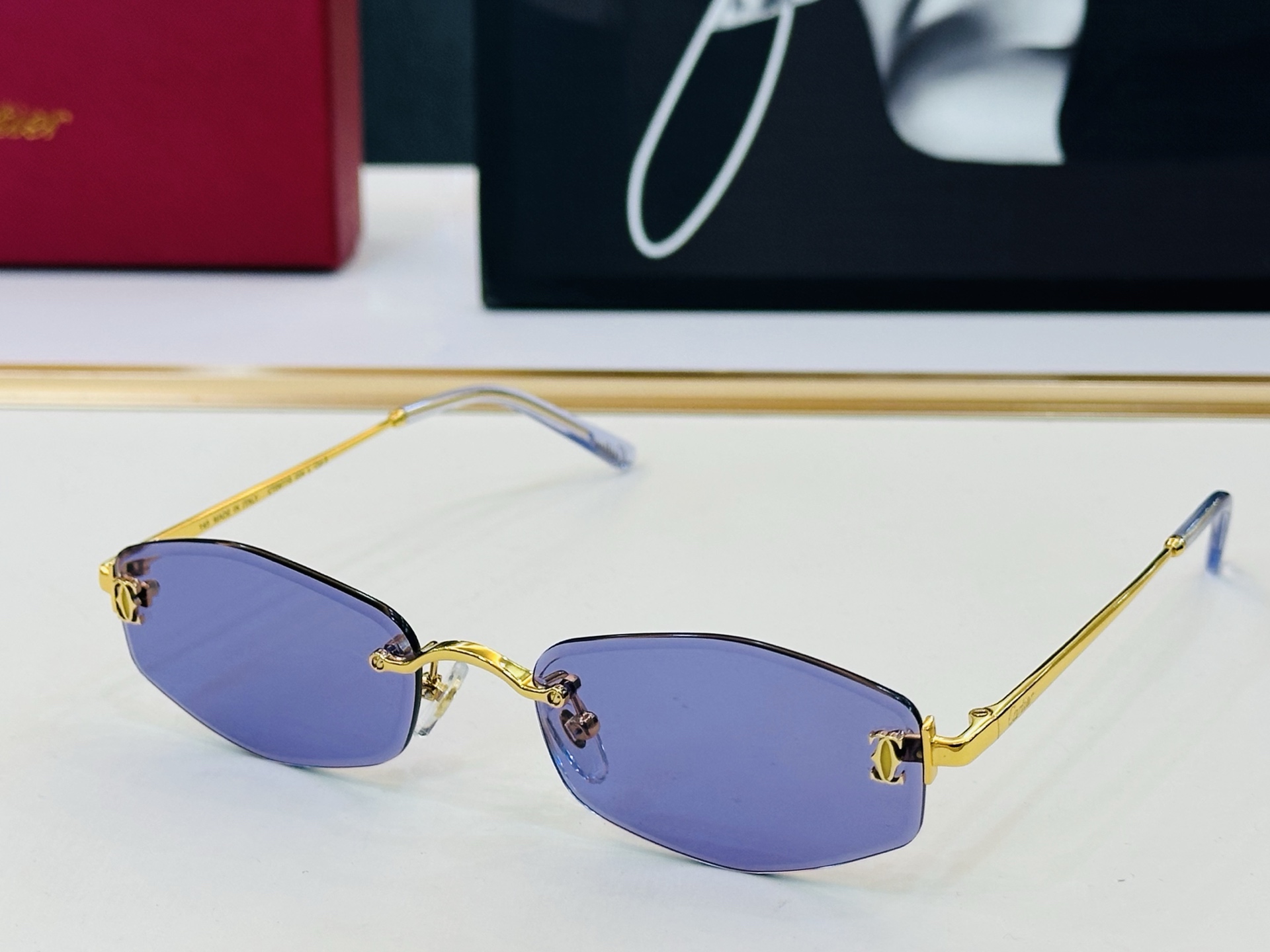 🆕 原版Cartie* 卡家 太阳镜 CT0677S Size：51口19-145 工艺精湛大牌品 C戴