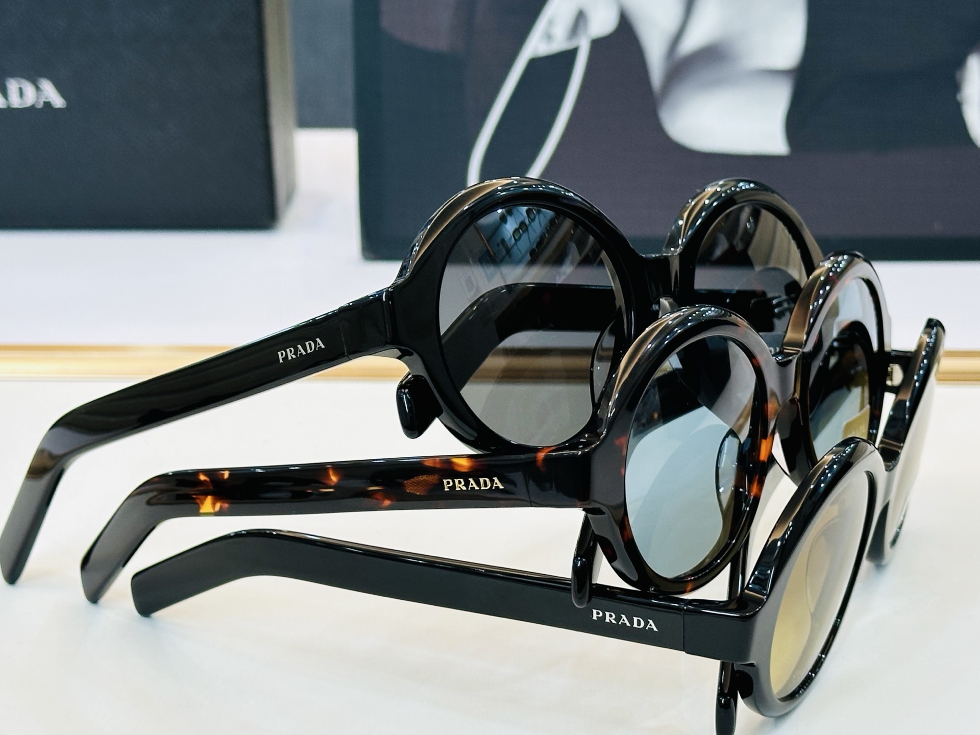 🔺PRAD*🔻普家 PR D08SU Size：53口21-135 眼镜系列堪称精湛制作 彰显独特个 M