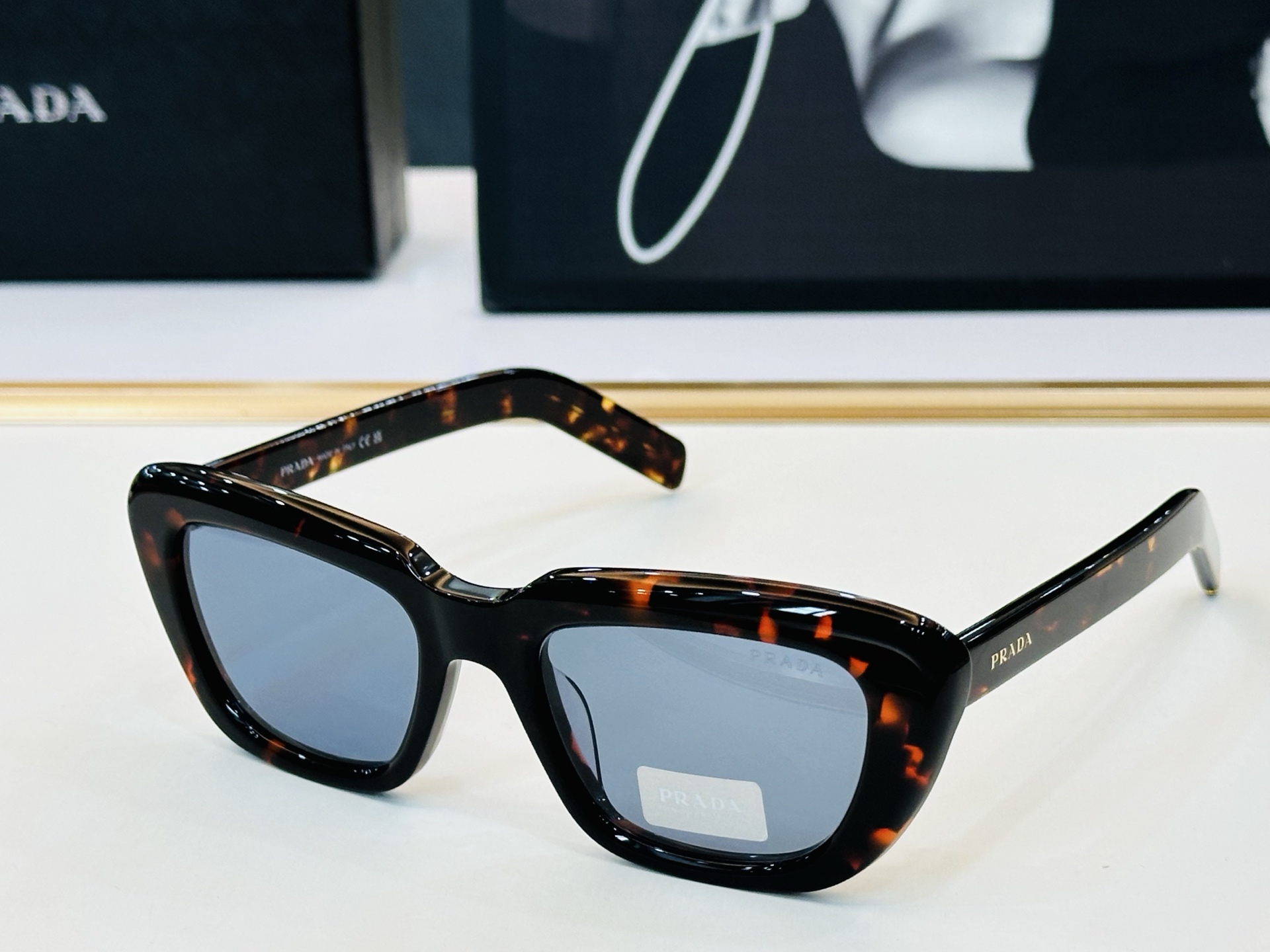 🔺PRAD*🔻普家 PR D07S Size：53口20-140 眼镜系列堪称精湛制作 彰显独特个 M最