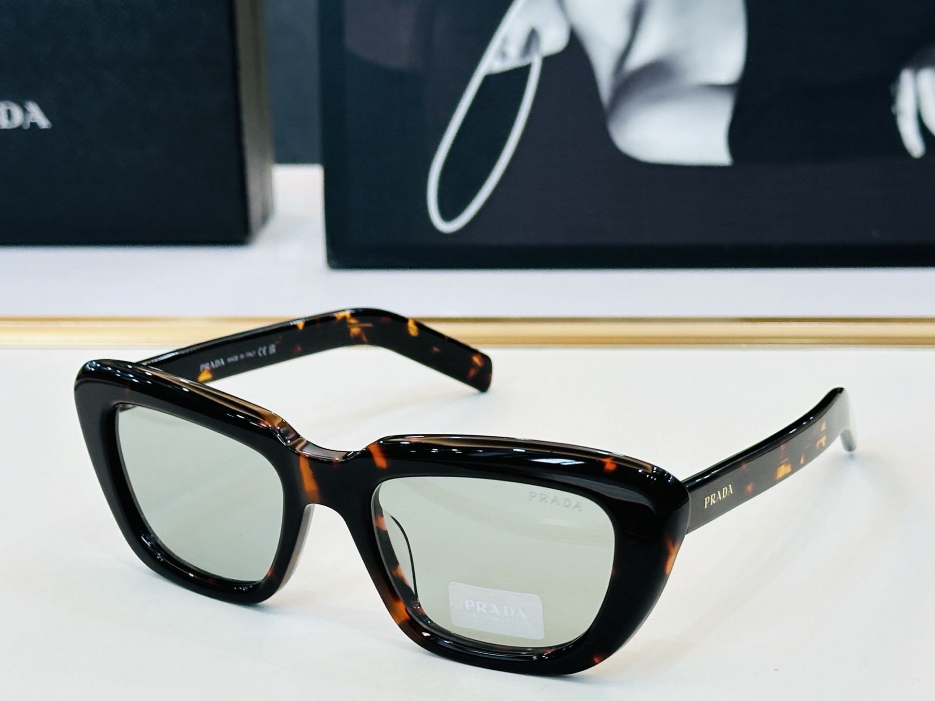 🔺PRAD*🔻普家 PR D07S Size：53口20-140 眼镜系列堪称精湛制作 彰显独特个 M最