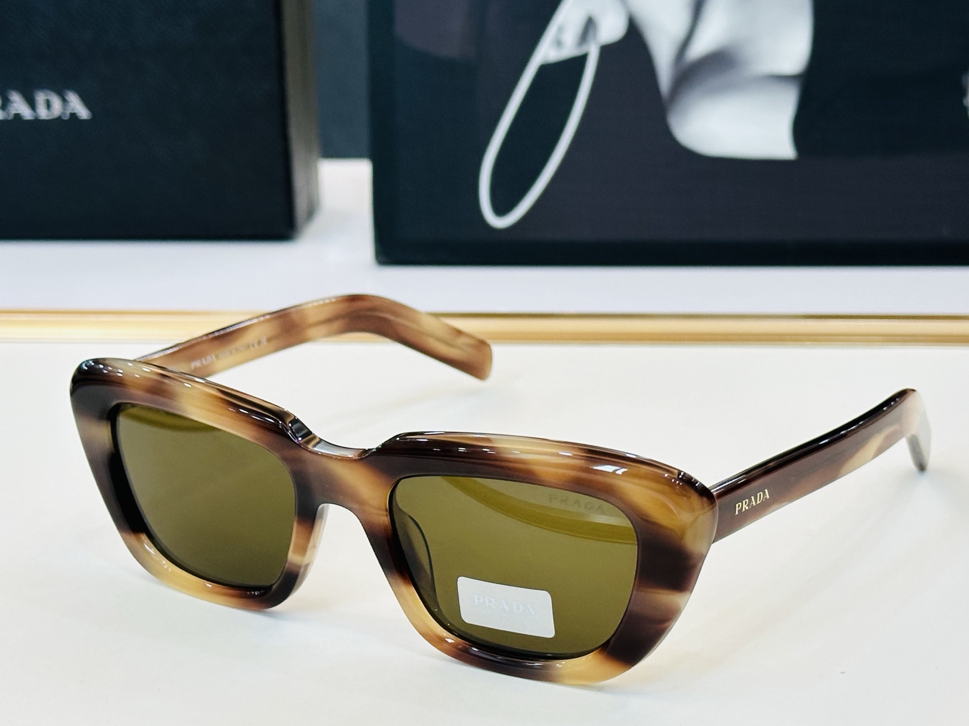 🔺PRAD*🔻普家 PR D07S Size：53口20-140 眼镜系列堪称精湛制作 彰显独特个 M最