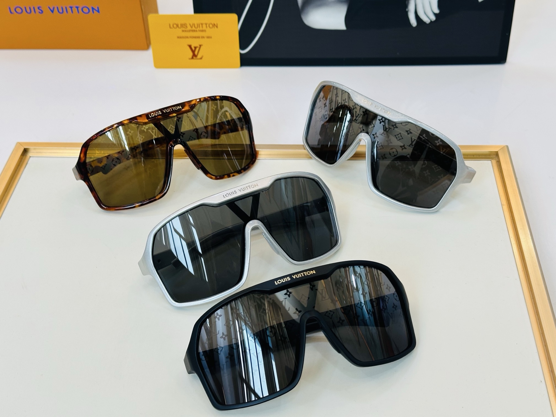 路易家 🎩Z3101U Size：135口00-120 充满活力的 展现独特个性🌟展现大气的你 S高品质