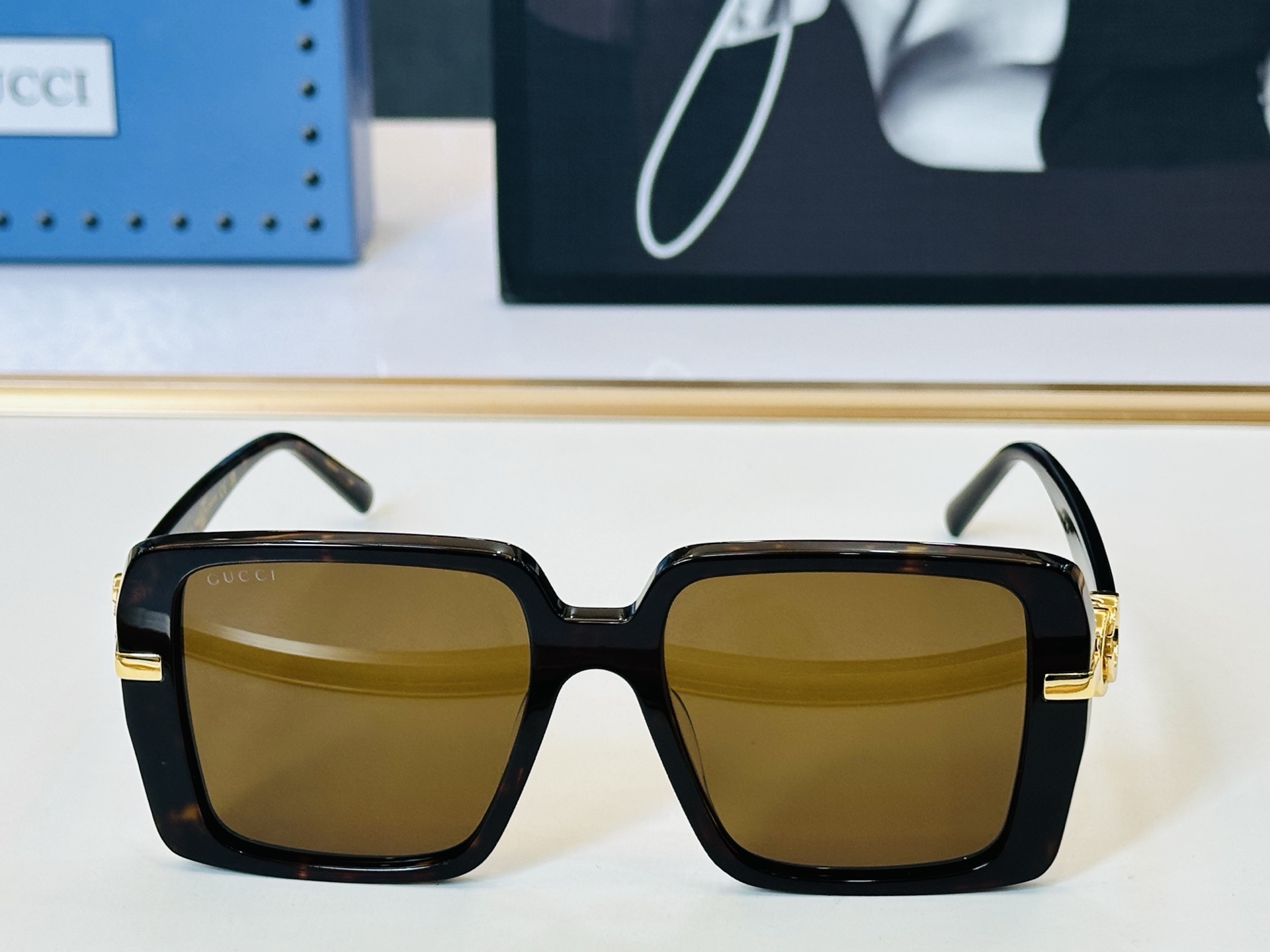 GUCC* 古家 GG2154S 🐝🐝系列 Size：55口18-145 🍁🍁q 超绝品质 太阳镜 。