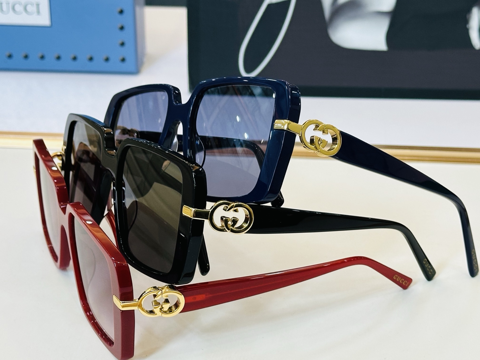 GUCC* 古家 GG2154S 🐝🐝系列 Size：55口18-145 🍁🍁q 超绝品质 太阳镜 。