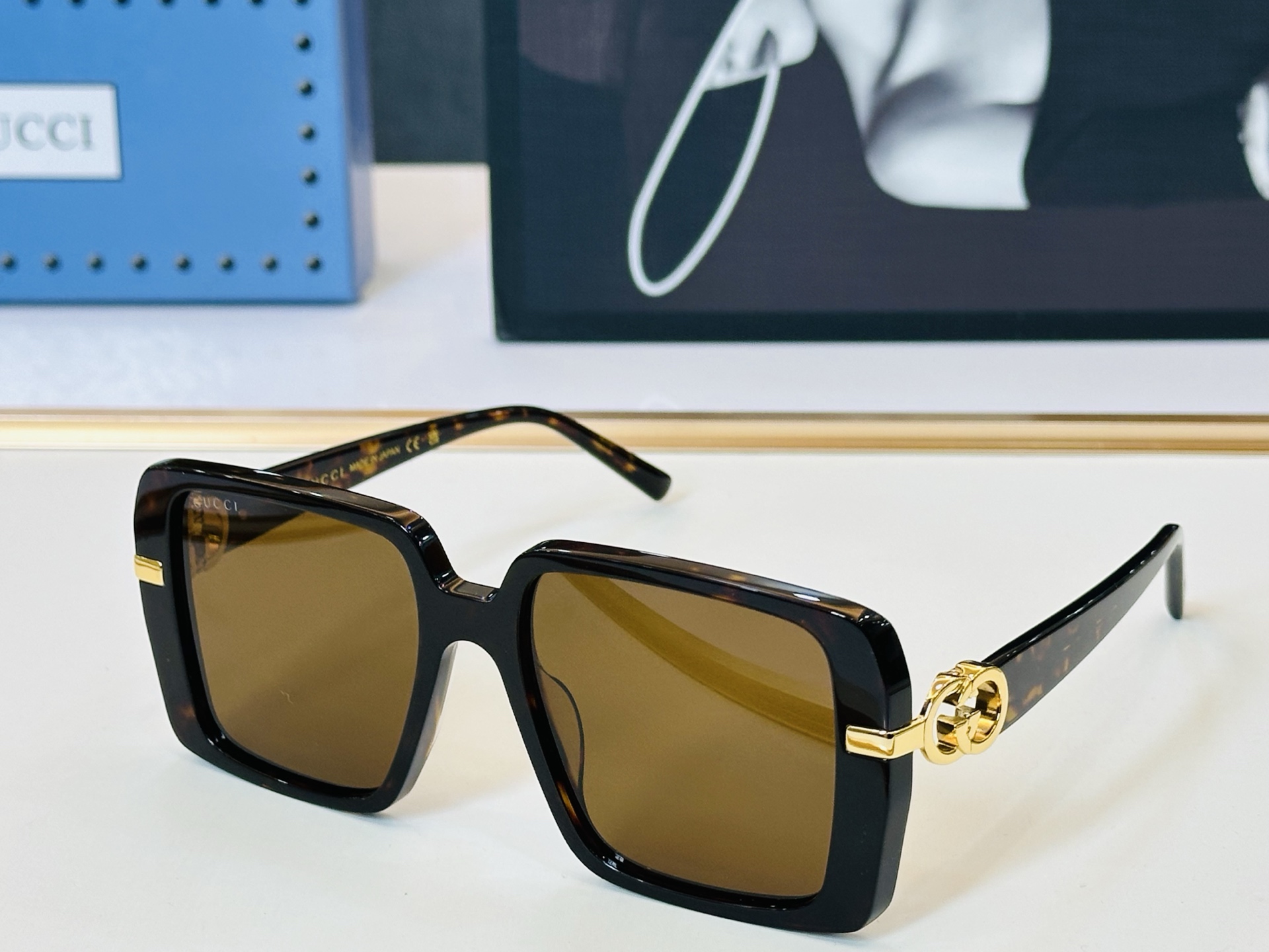 GUCC* 古家 GG2154S 🐝🐝系列 Size：55口18-145 🍁🍁q 超绝品质 太阳镜 。