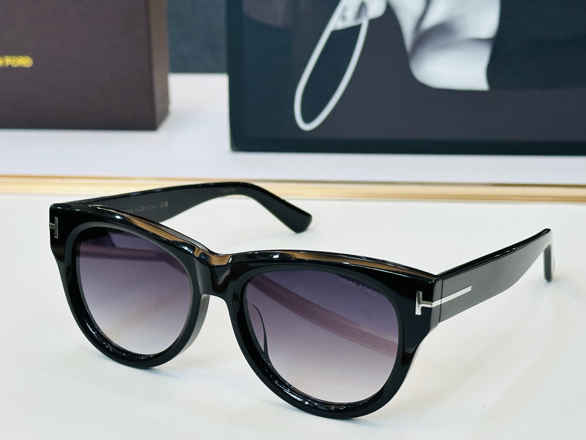 🆕款 TOM FORD🏇汤姆家 MODEL:TF1305 Size：54口19-145 🈷️😍时尚潮流 