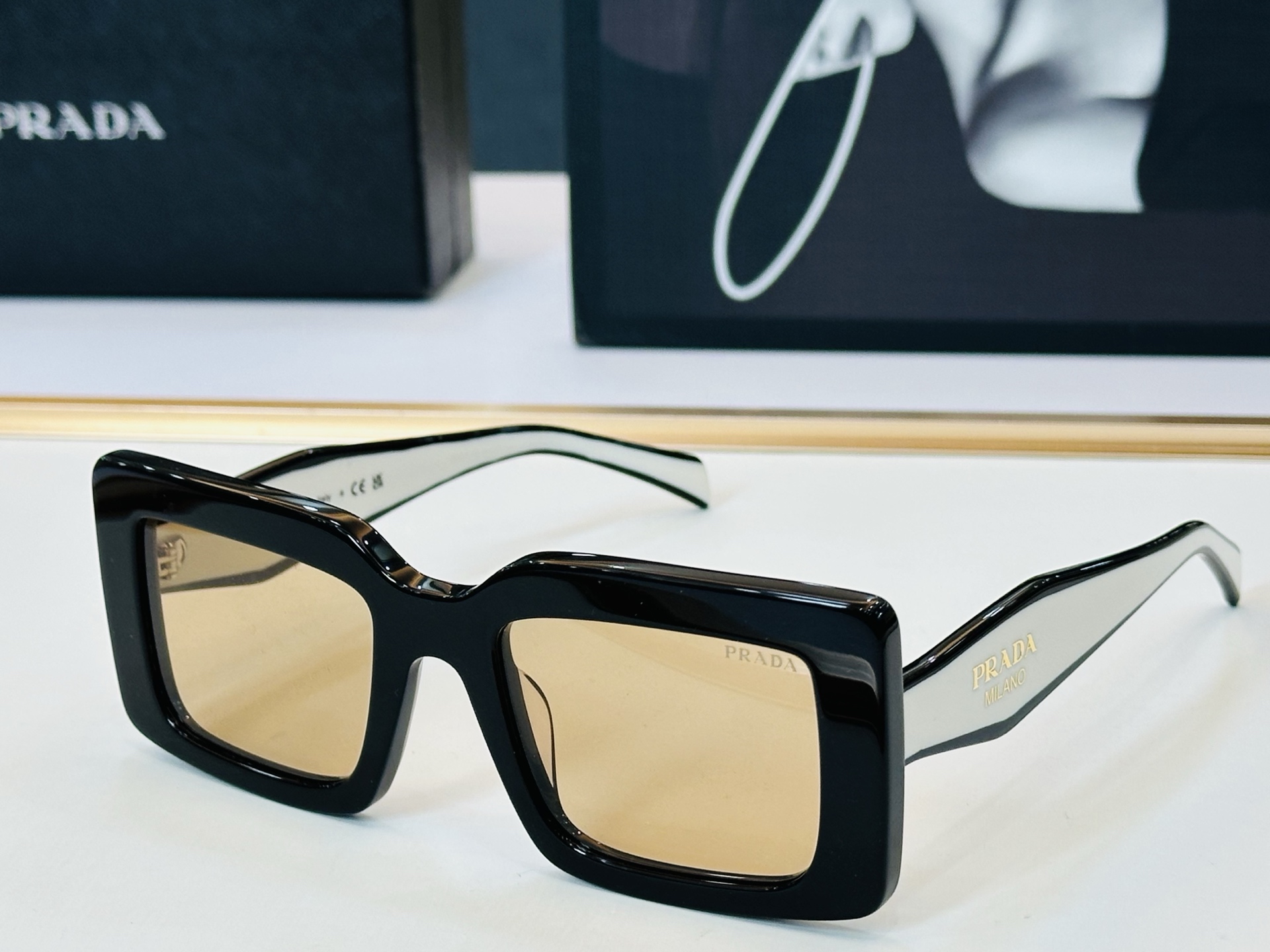 🔺PRAD*🔻普家 OPR D01S Size：52口21-140 眼镜系列堪称精湛制作 彰显独特个 Y