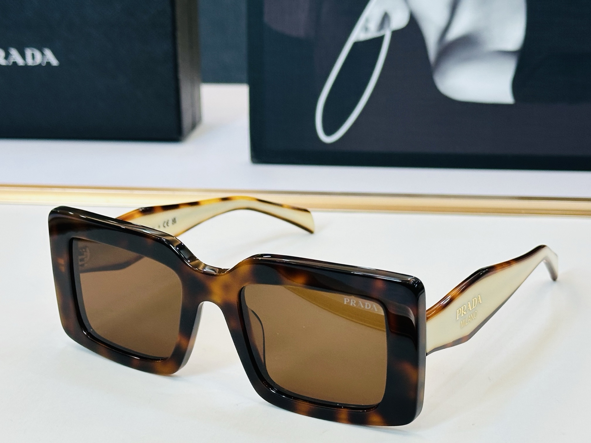 🔺PRAD*🔻普家 OPR D01S Size：52口21-140 眼镜系列堪称精湛制作 彰显独特个 Y