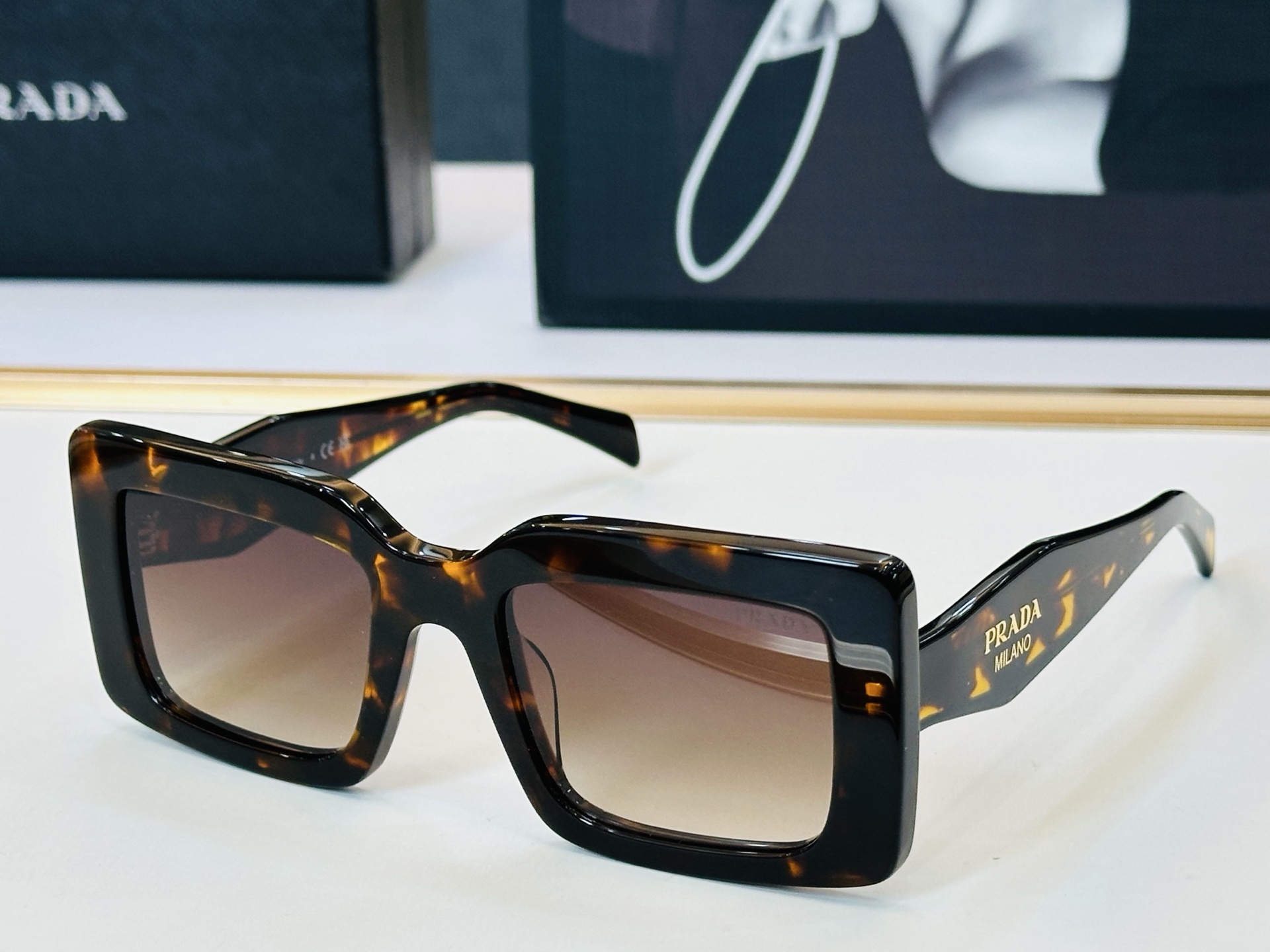 🔺PRAD*🔻普家 OPR D01S Size：52口21-140 眼镜系列堪称精湛制作 彰显独特个 Y