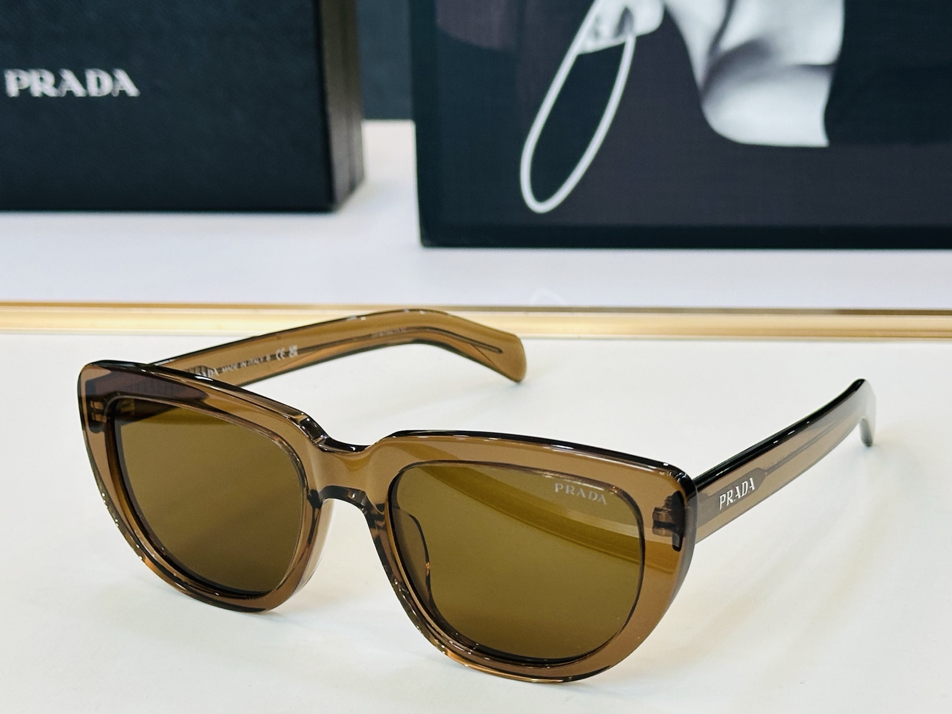 🔺PRAD*🔻普家 SPR C14VS Size：54口20-140 眼镜系列堪称精湛制作 彰显独特个 