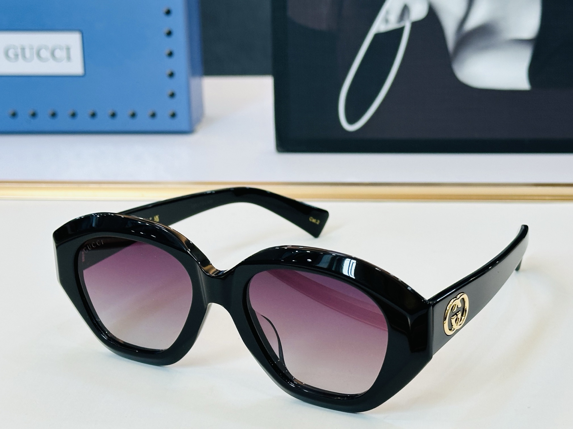 🔺GUCC*🔻 古家GG2200S Size：56口20-145 女士款 原版墨镜搭配镜框🔝🔝时尚靓丽 